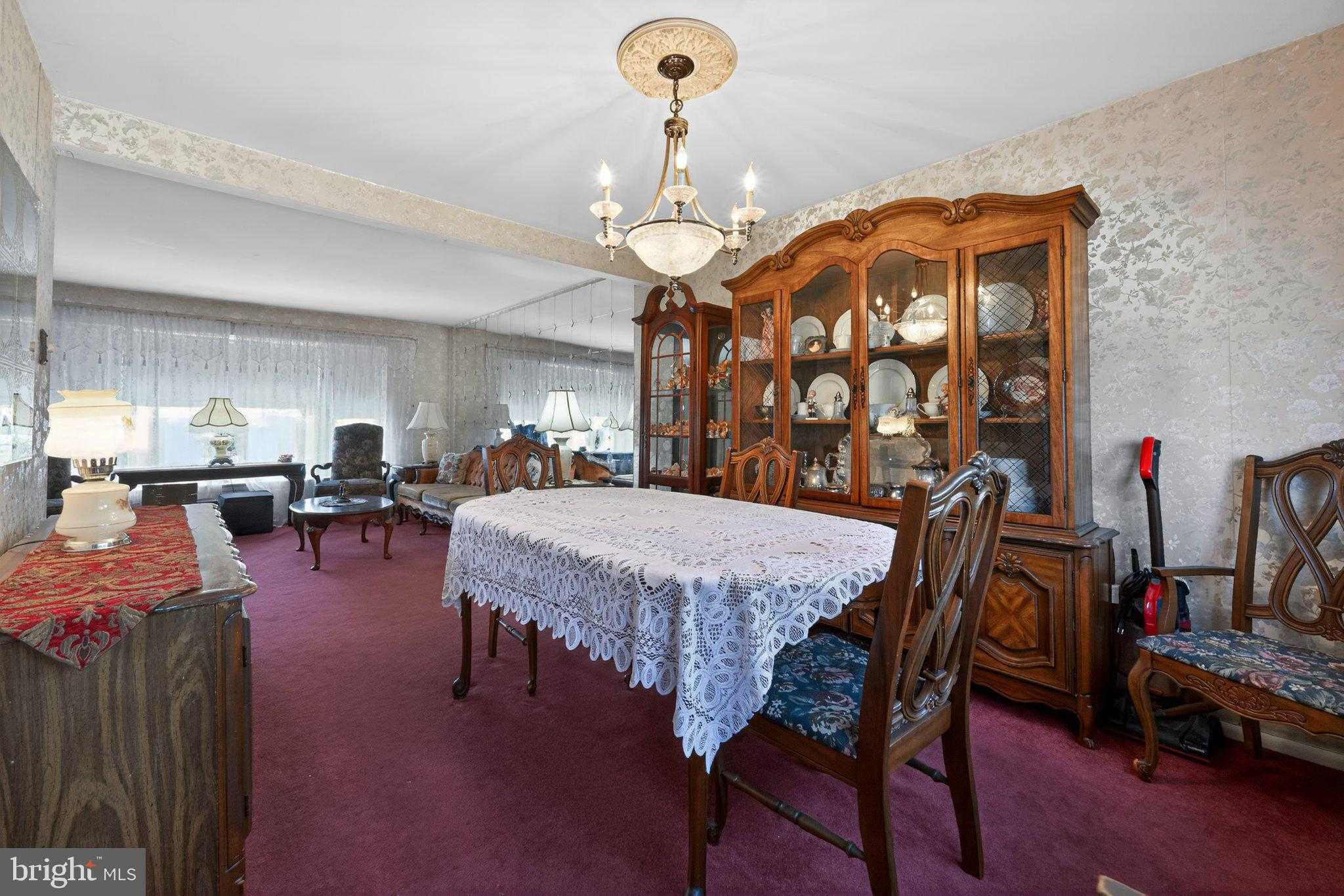 817 Selma St photo 9