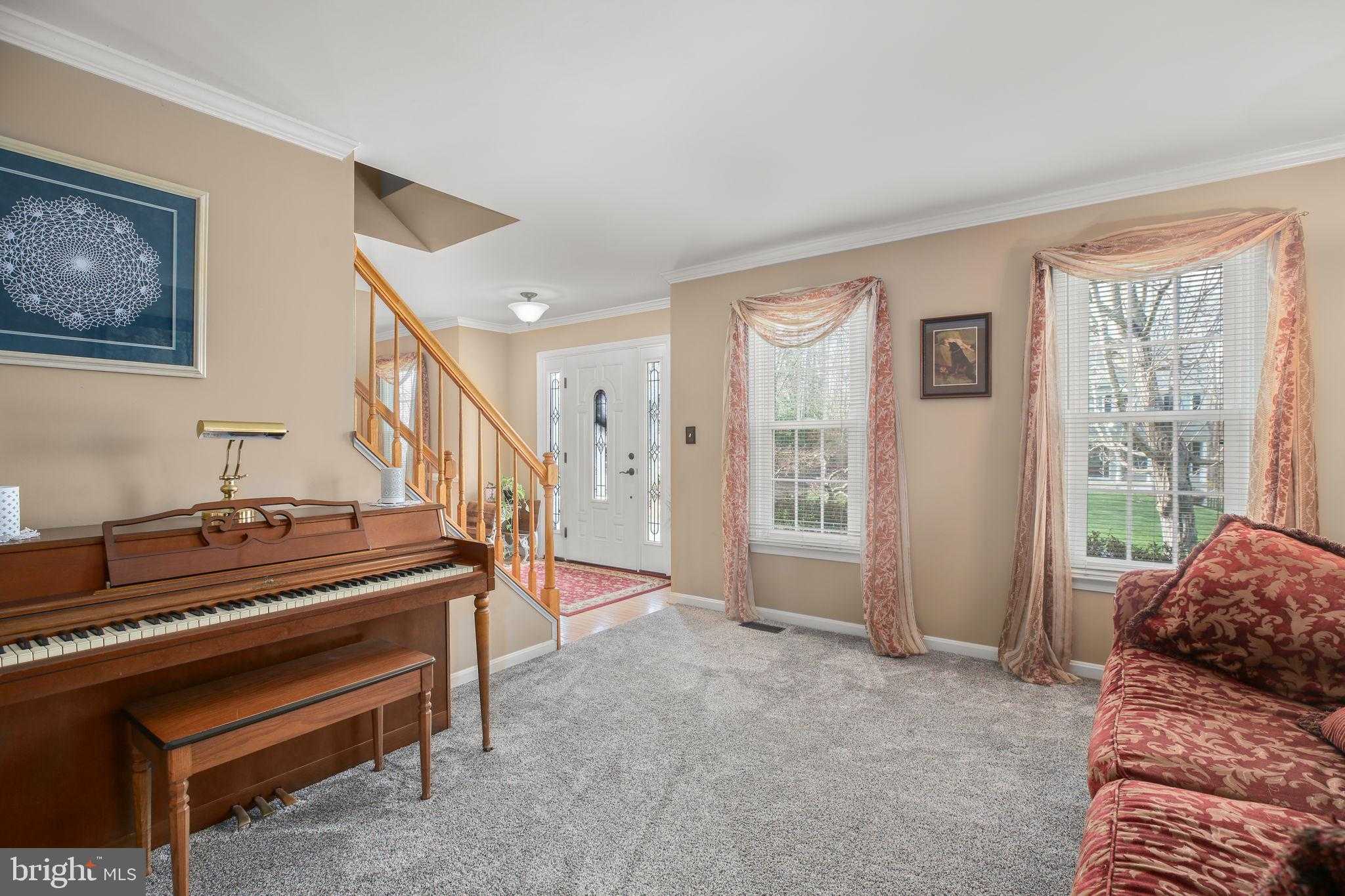 6004 N Danford St photo 2