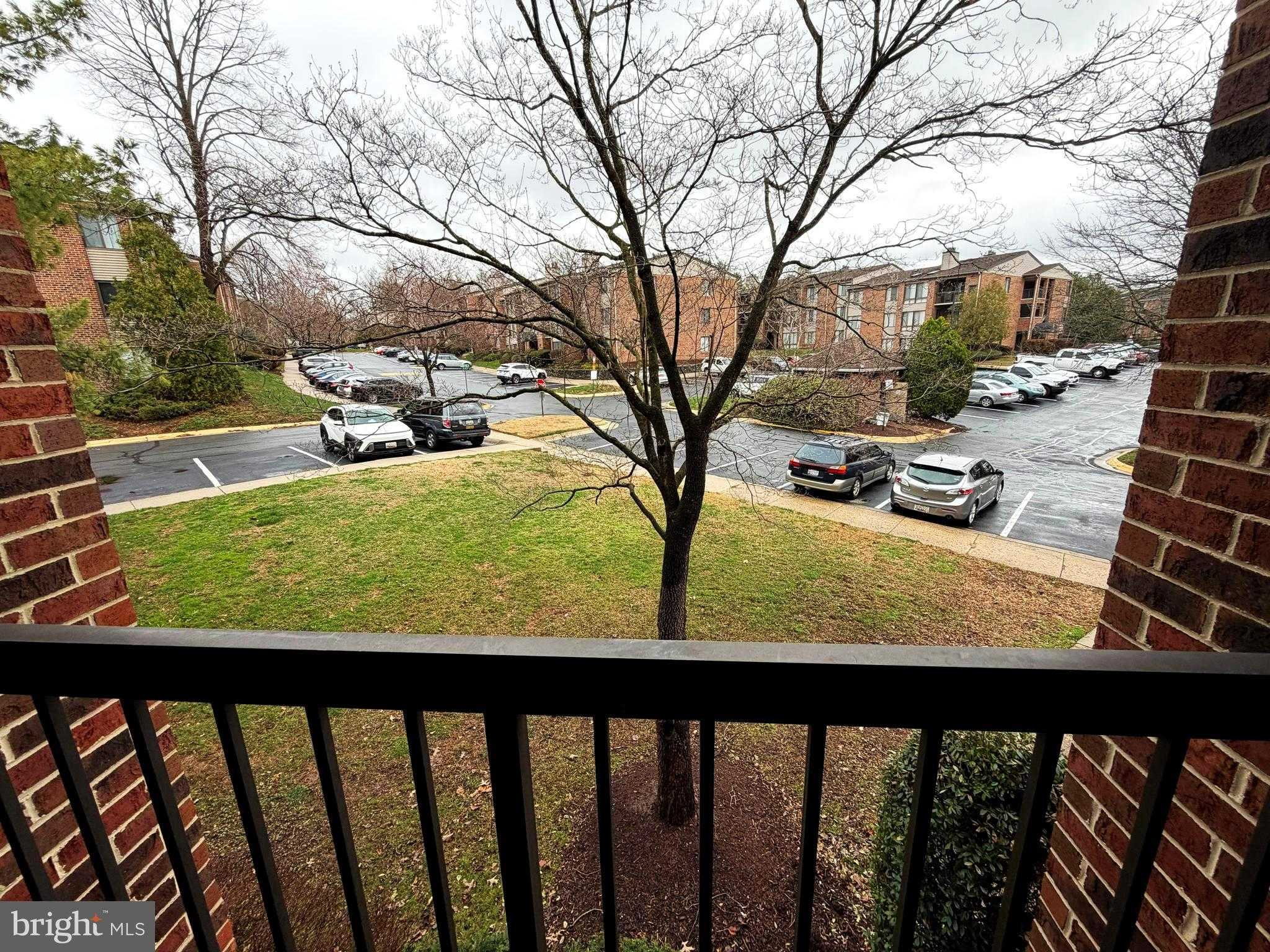 18120 Chalet Dr # 11-204 photo 31