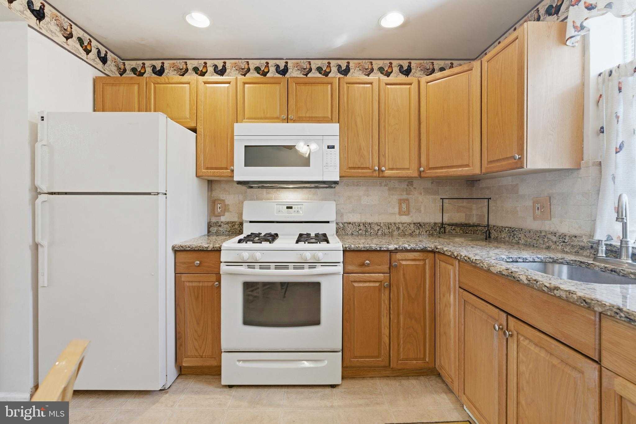 2643 S Alder St photo 14