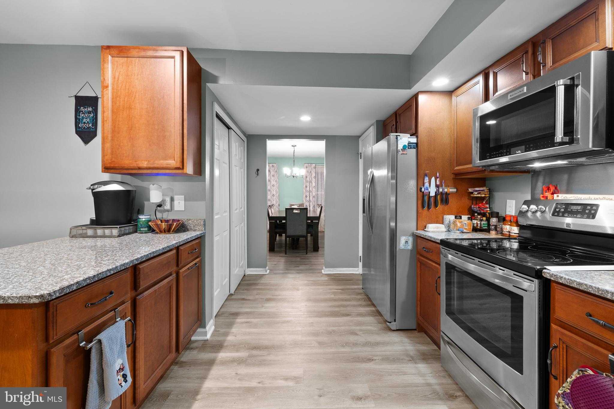 104 Sacramento Dr photo 12