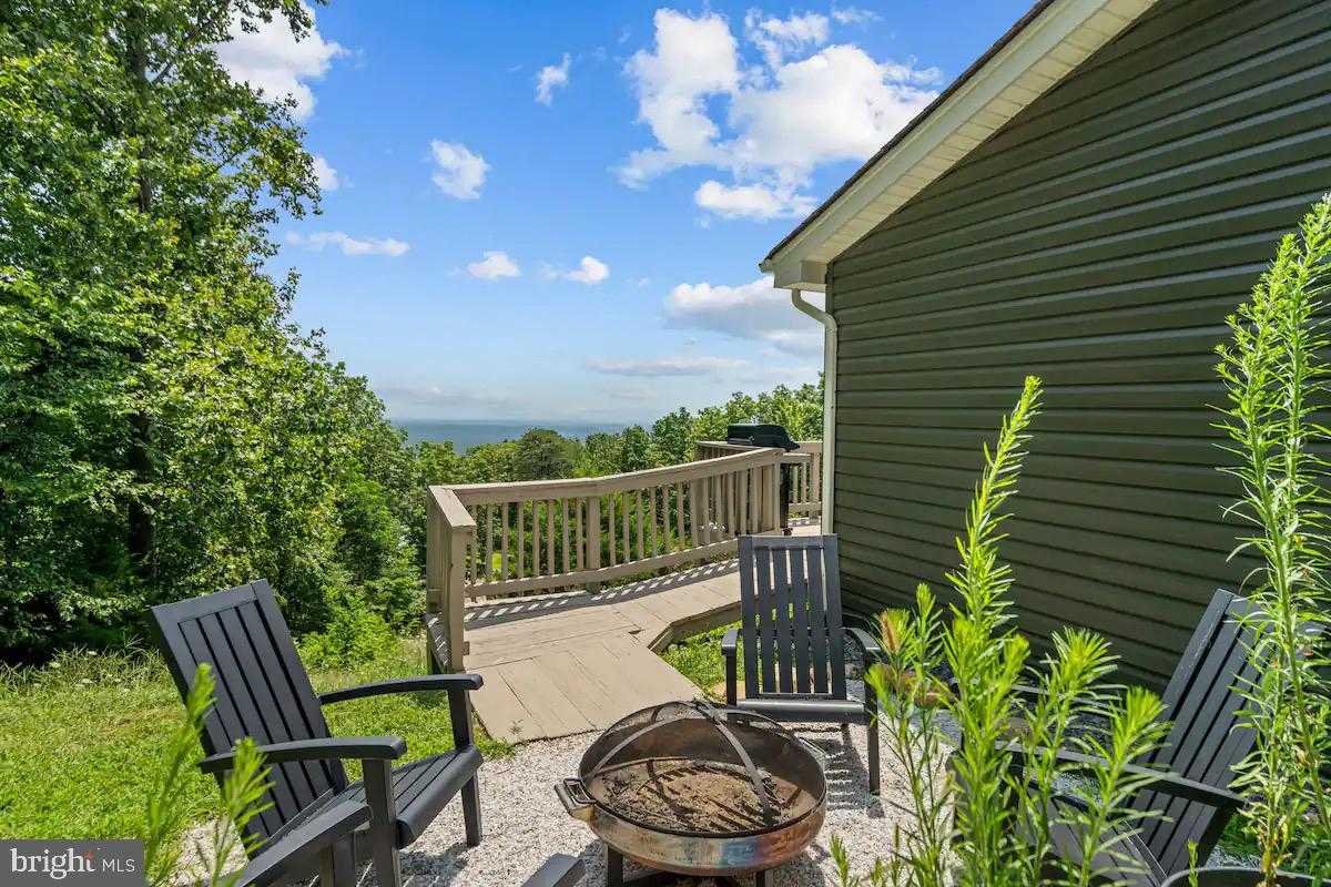 307 Fox Run Ln photo 23