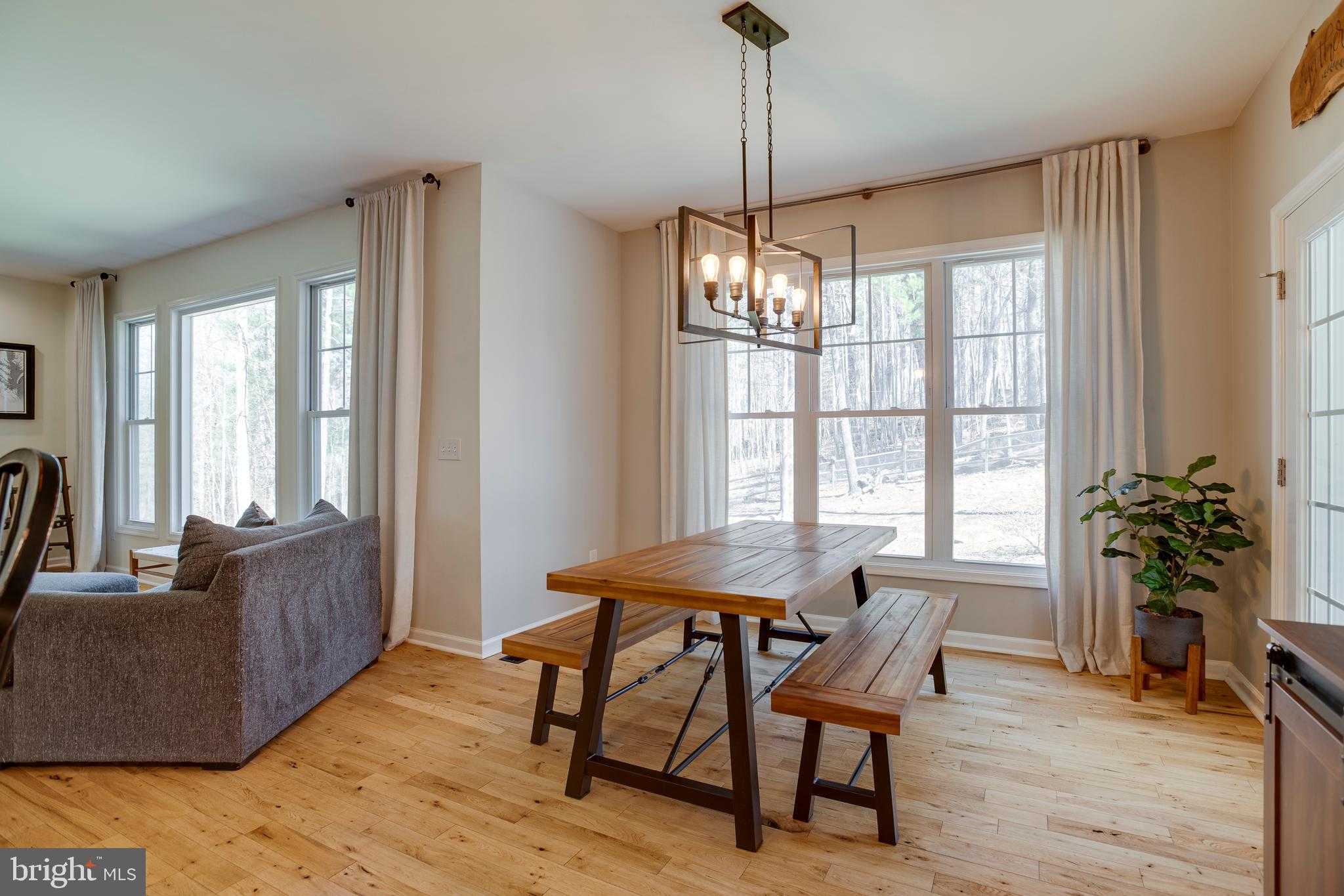 10137 Lake Crest Pl photo 17