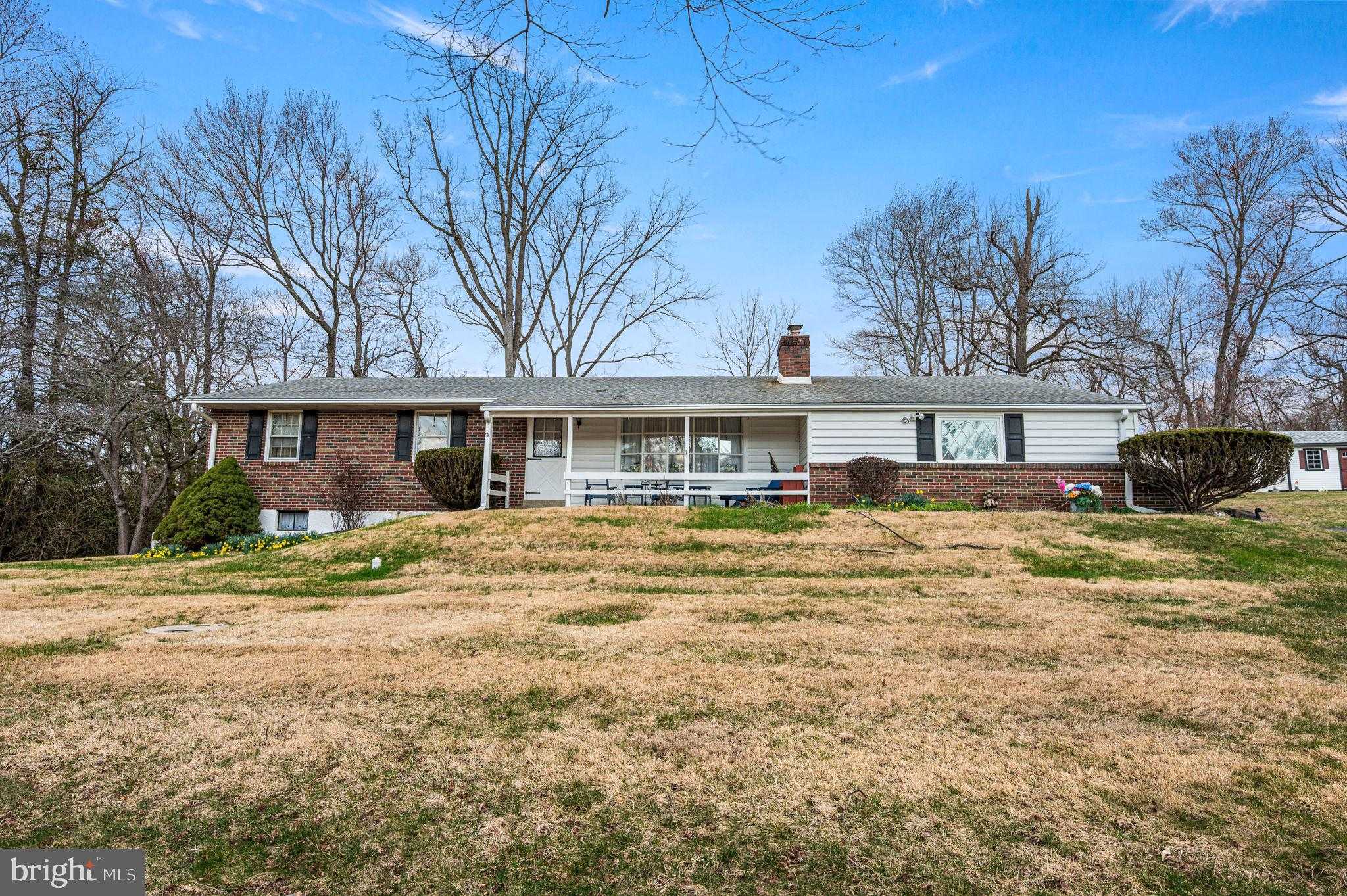 43 Glenview Rd photo 2