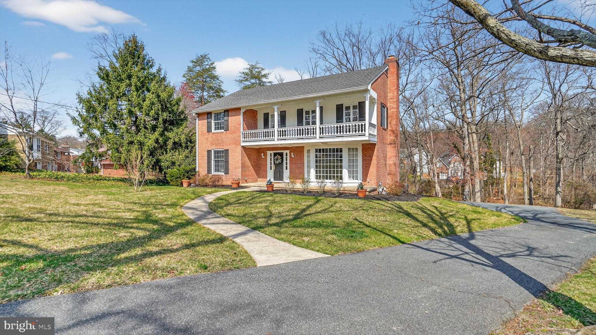 4910 Linda Ave photo 2