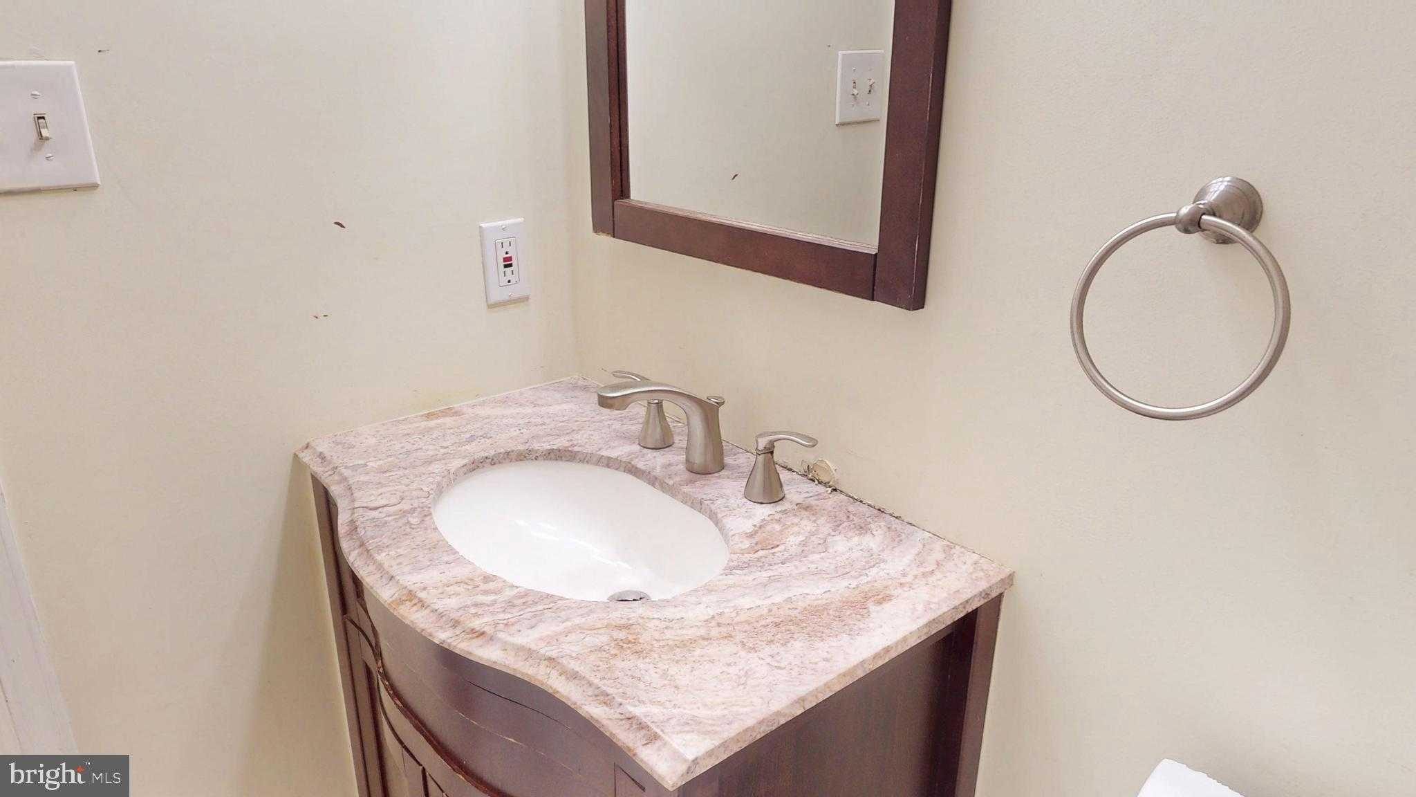 14516 Mayfair Dr photo 39