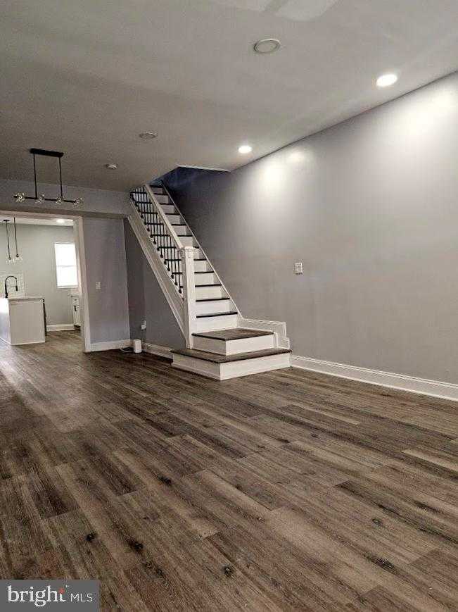 1766 Montpelier St photo 2