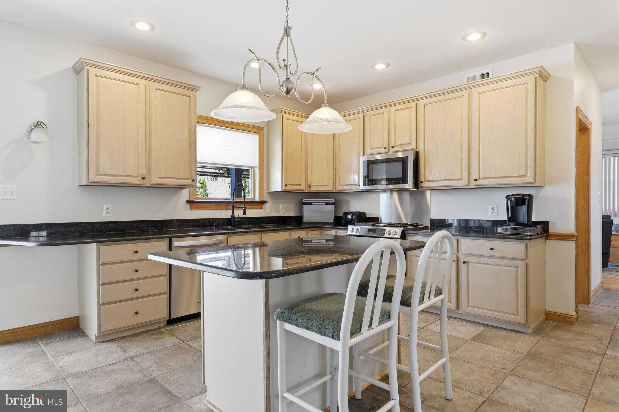 1146 Wheatsheaf Ln photo 12