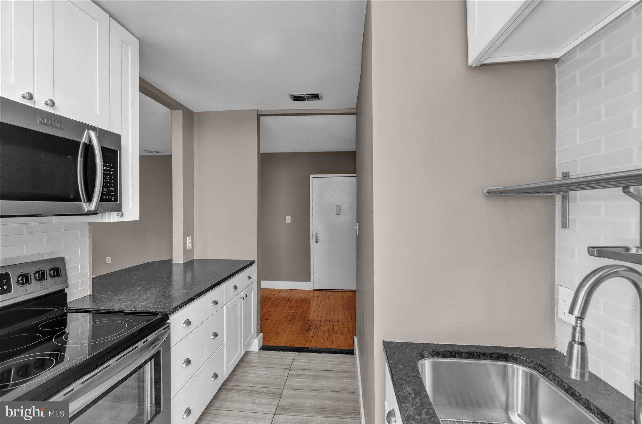 917 Columbia Ave Ste 223 photo 7