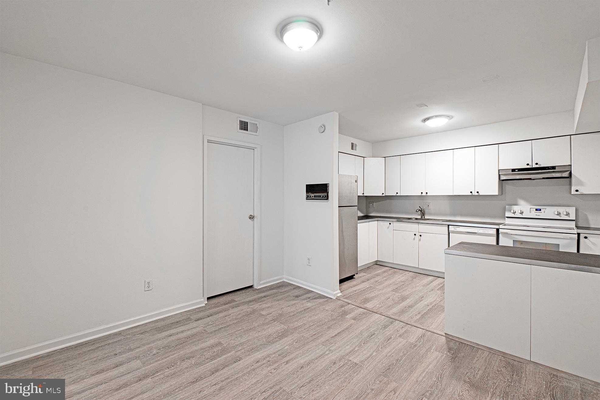 6141 Edsall Rd Apt B photo 6