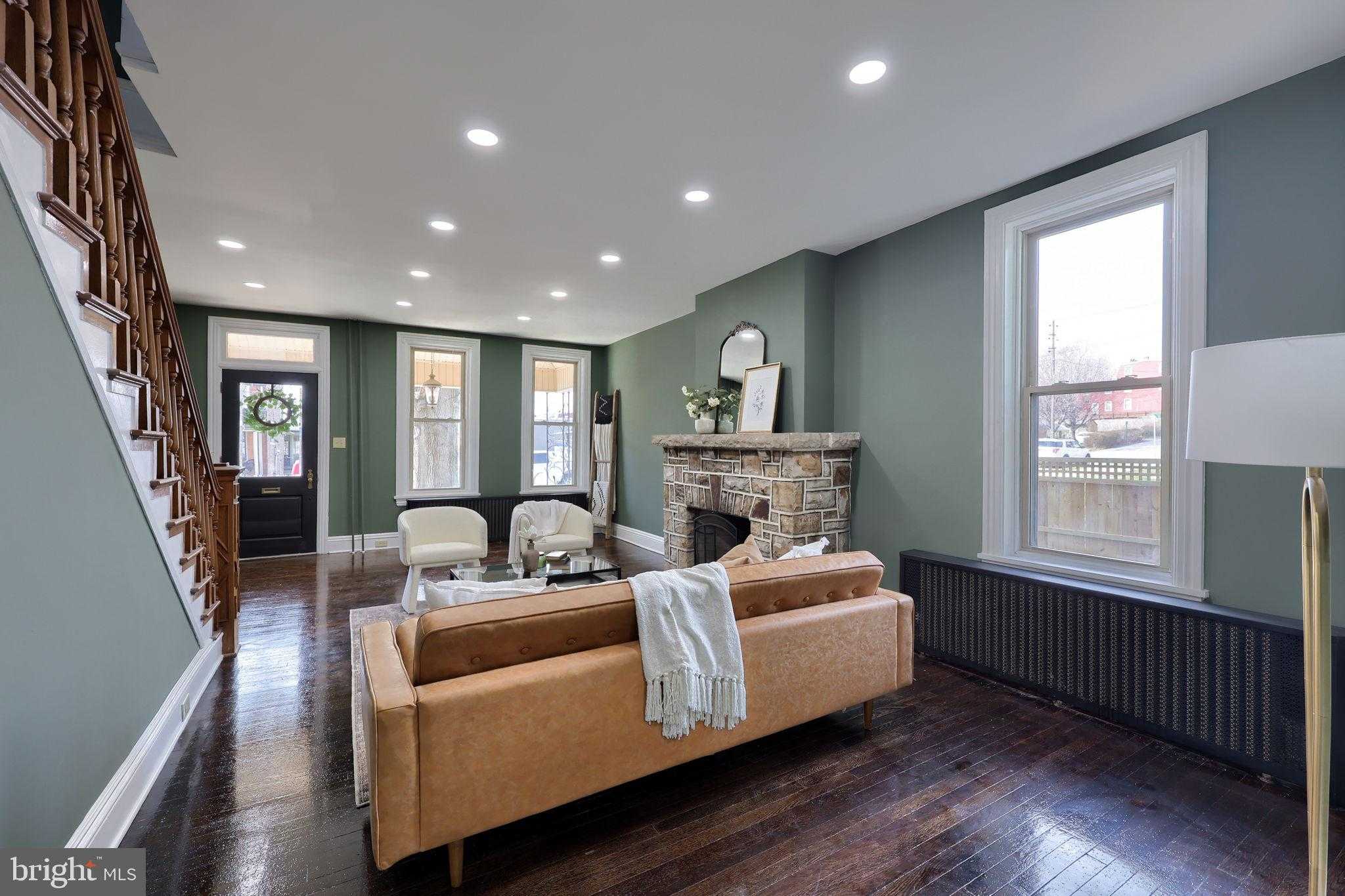 245 N 4th St photo 15