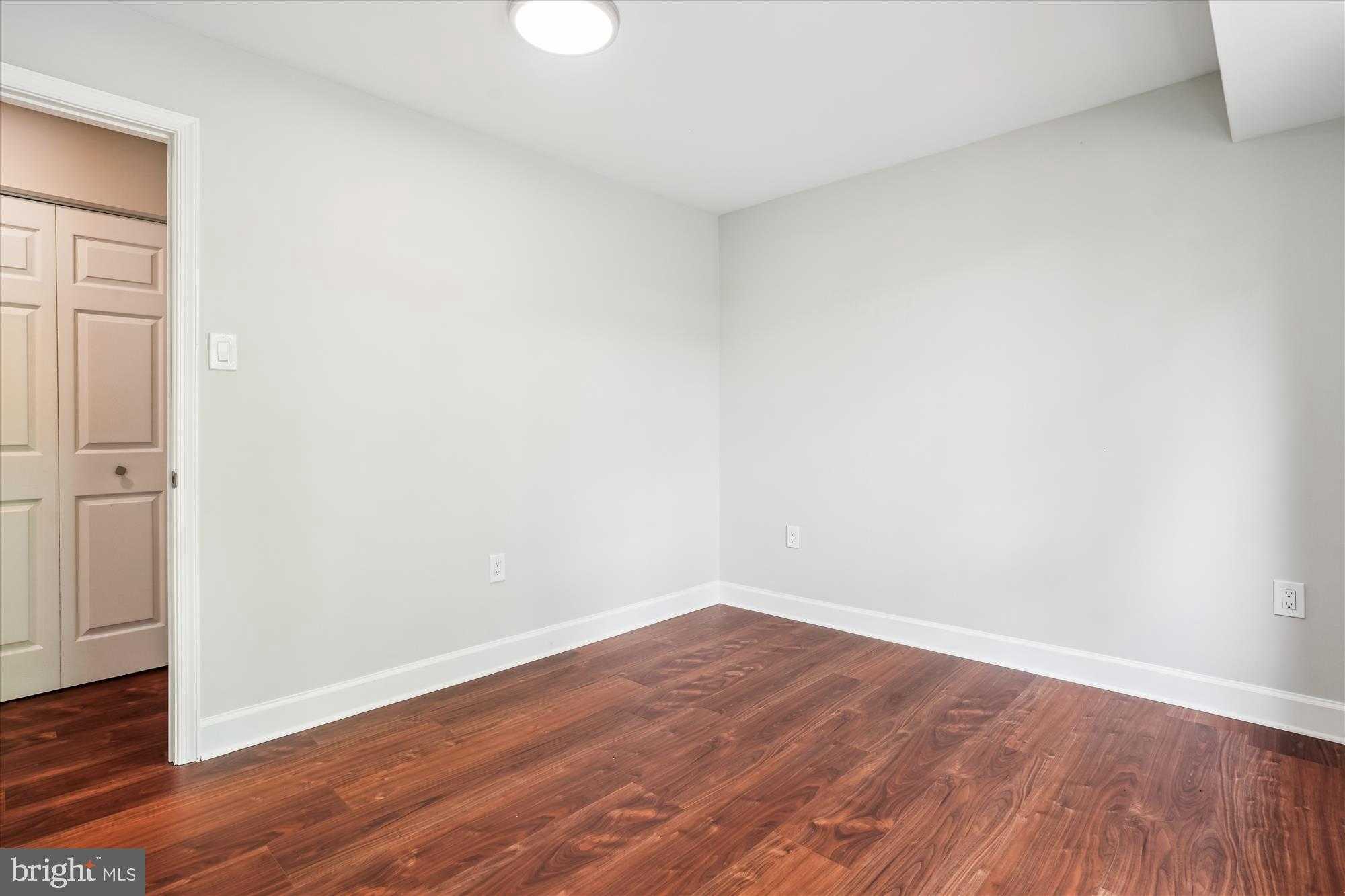 214 Park Terrace Ct SE photo 25