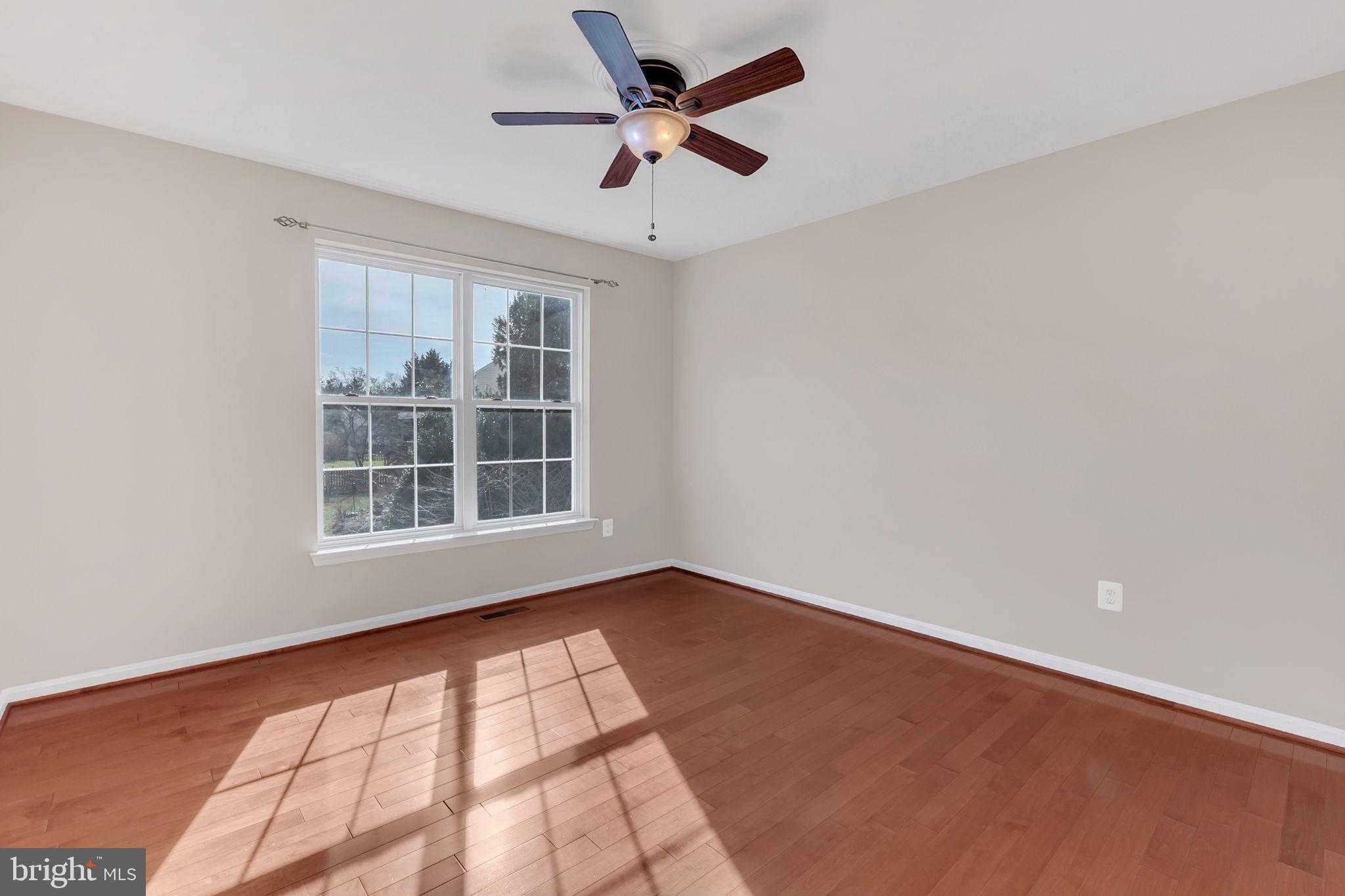 21410 Emerald Dr photo 23