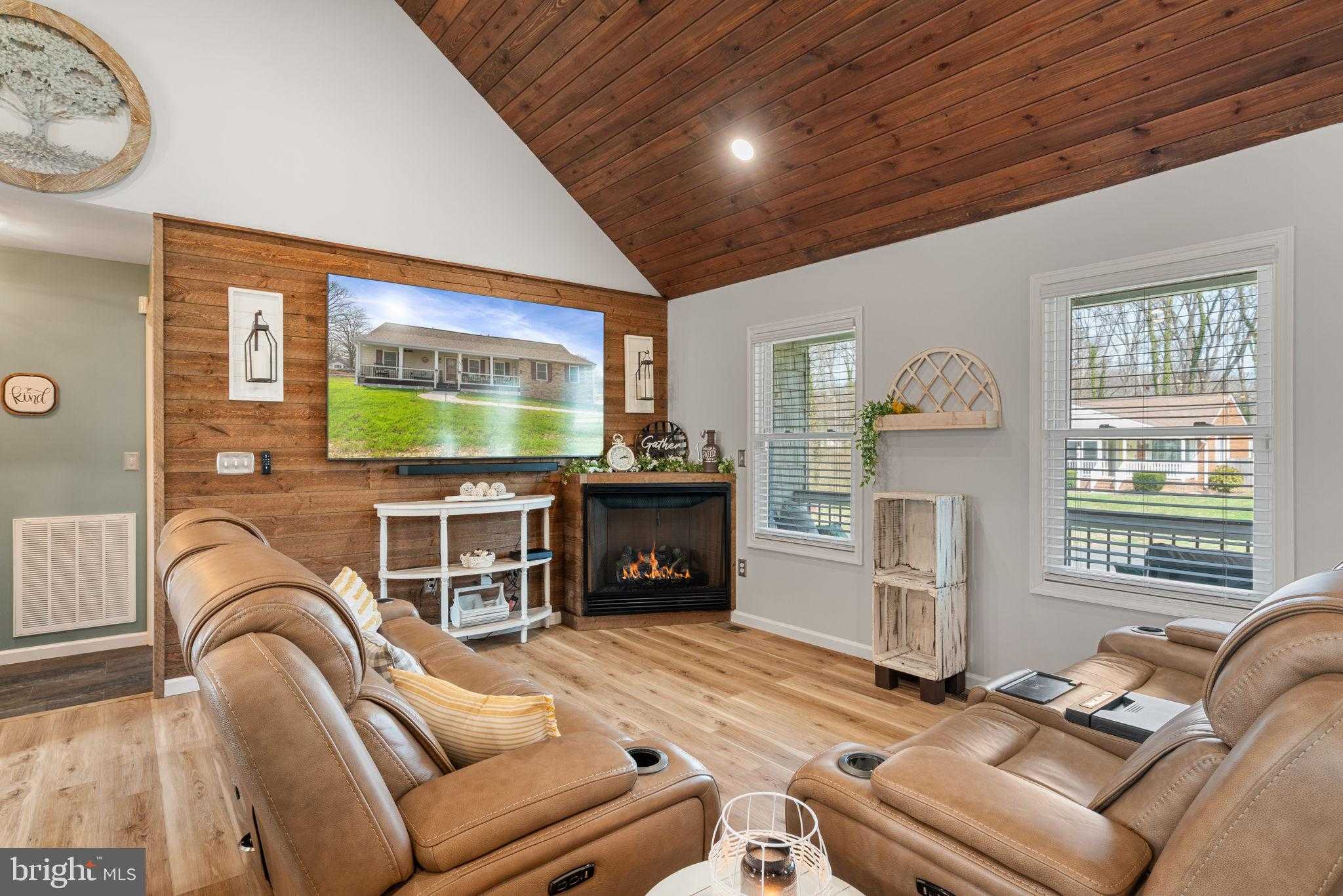 37 Pendleton Rd photo 3