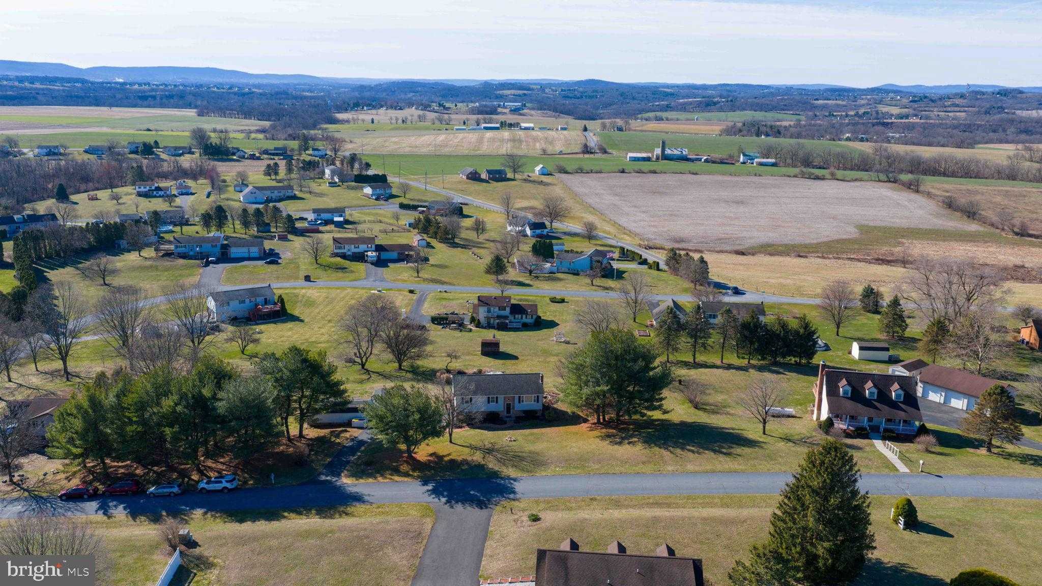 433 Sleepy Hollow Dr photo 53