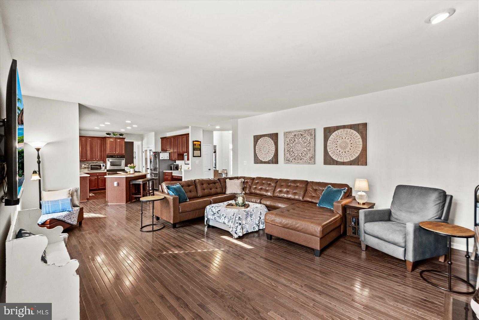 73 Kinross Dr photo 8