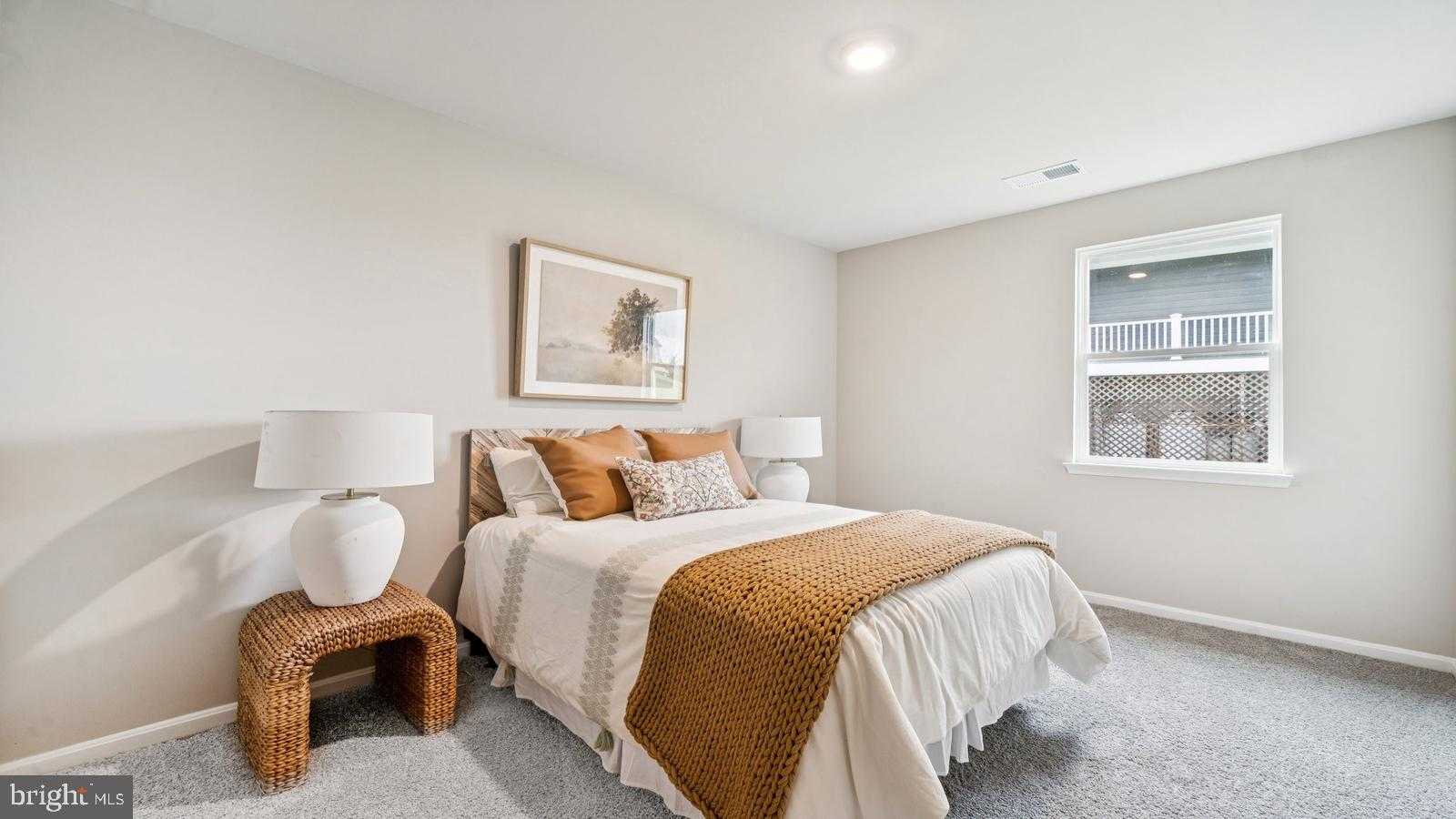 Sterling Way photo 9