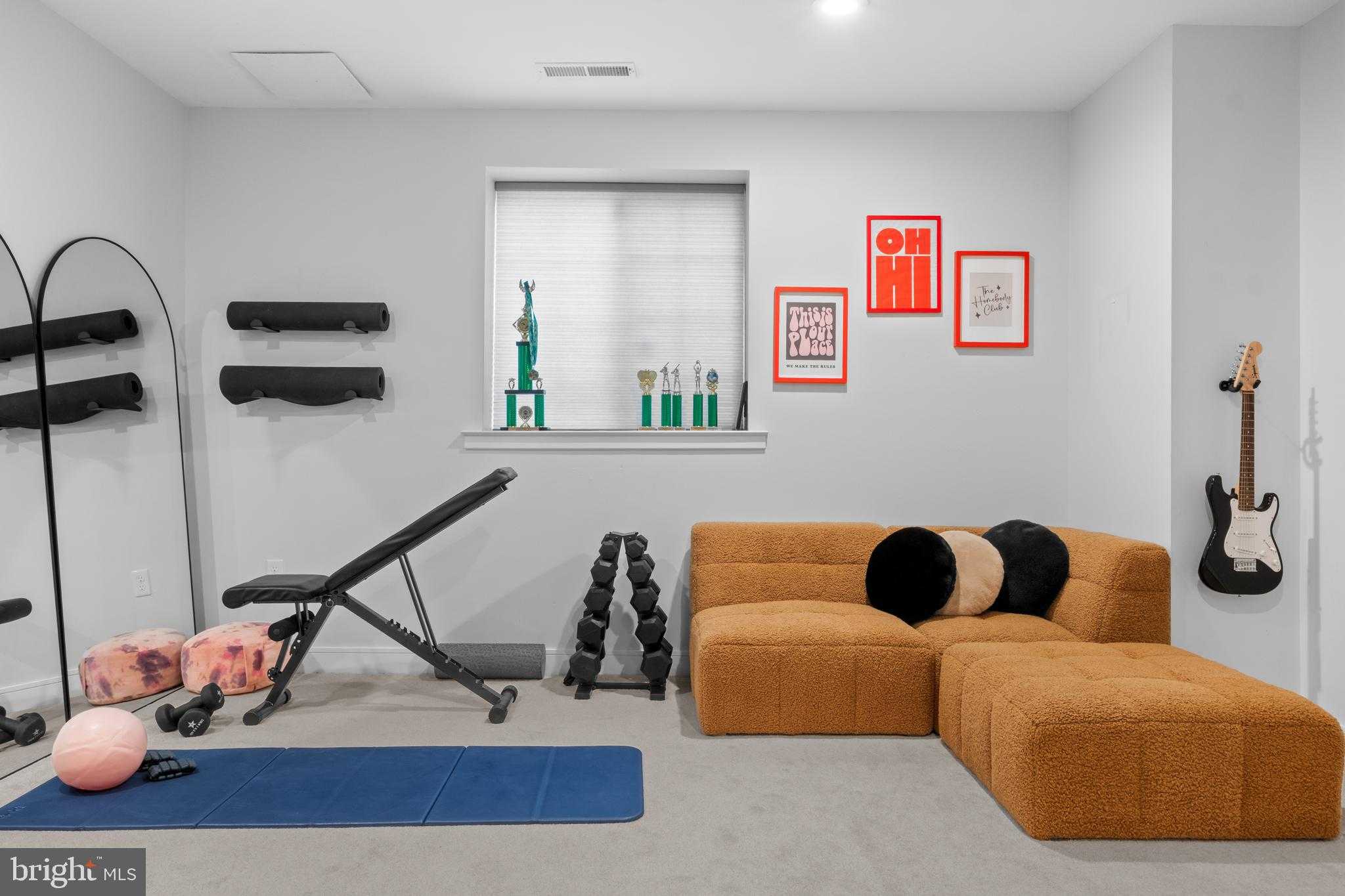 2514 South St photo 45