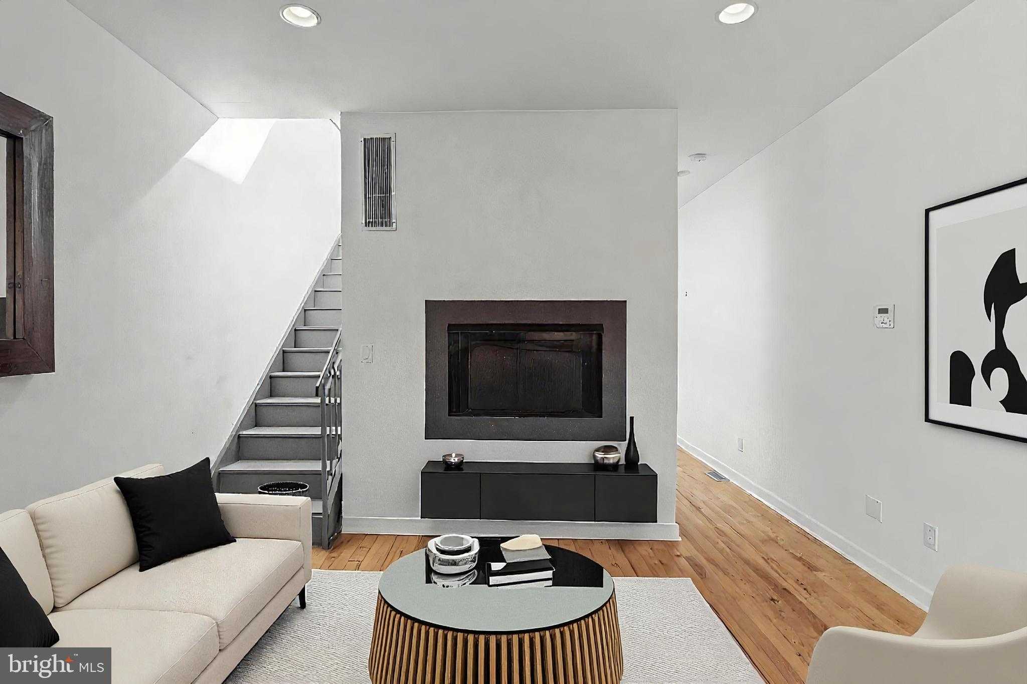 218 Church St photo 26