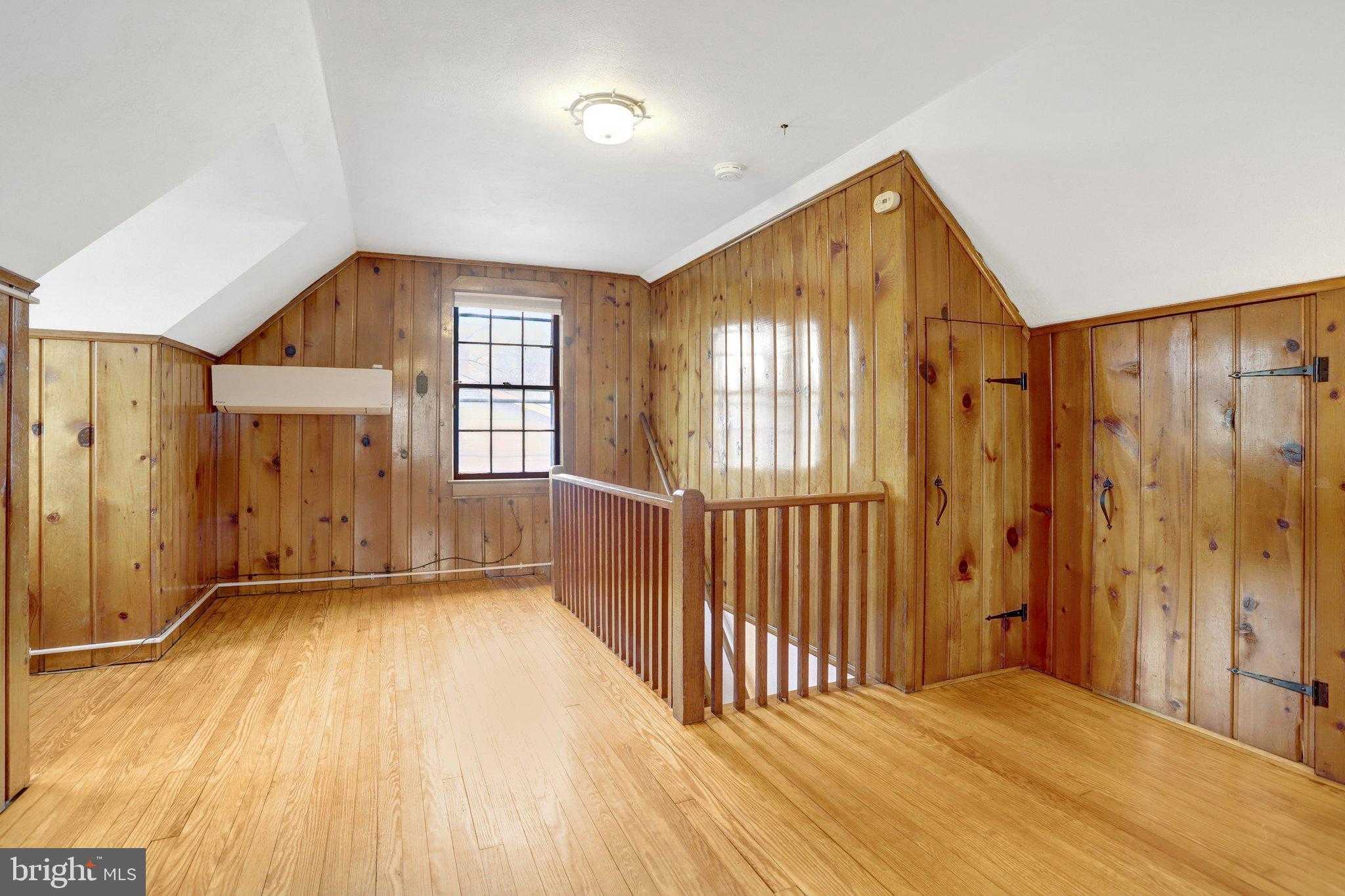 838 S Lincoln St photo 32