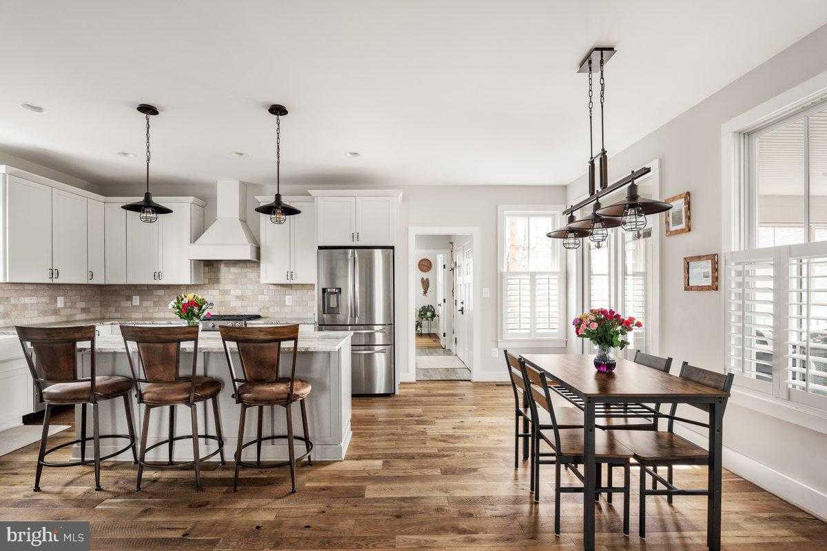 38165 Cobbett Ln photo 13