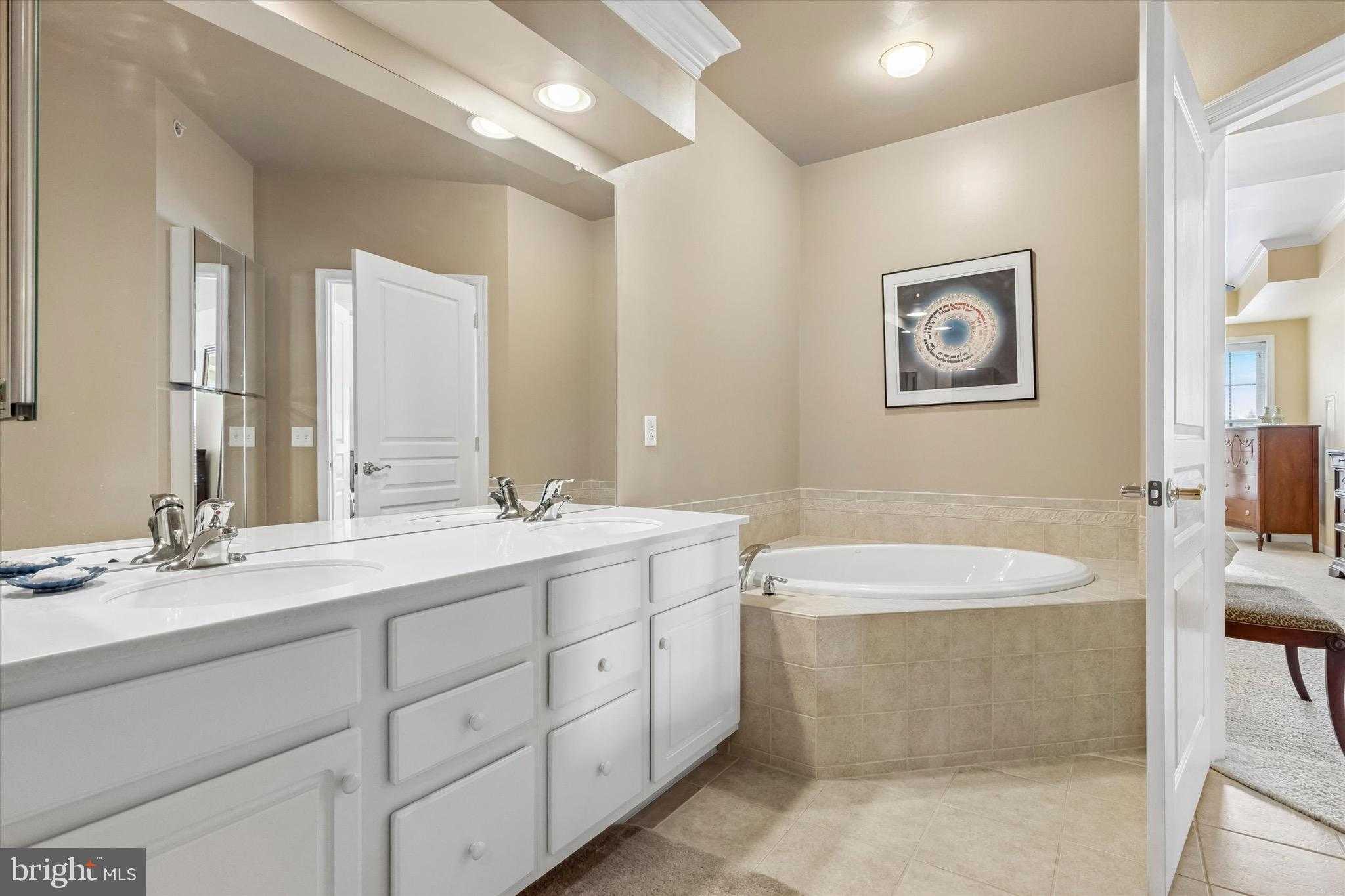 6406 Lilac CT photo 11