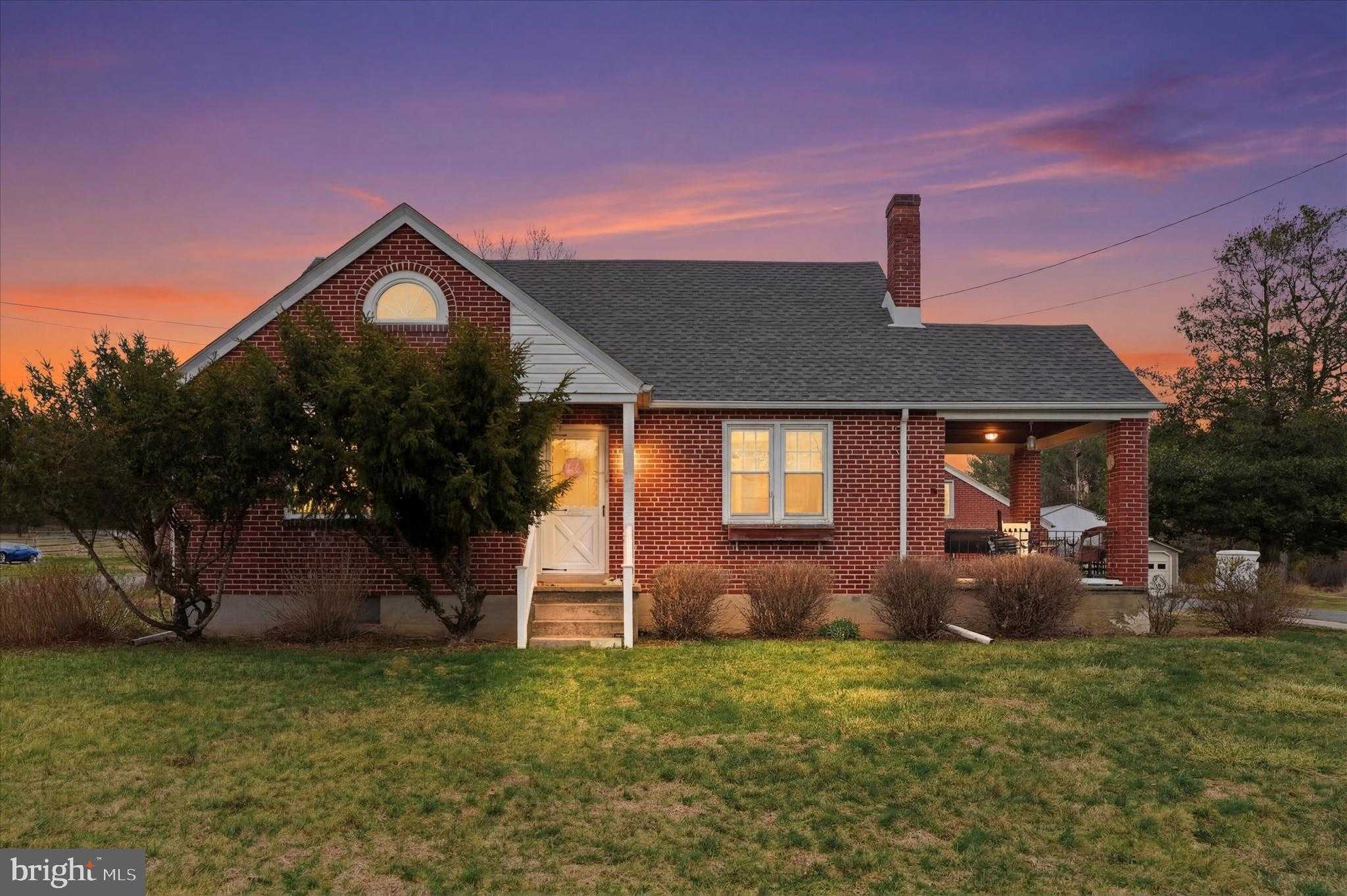 1937 Hoffmansville Rd, Frederick