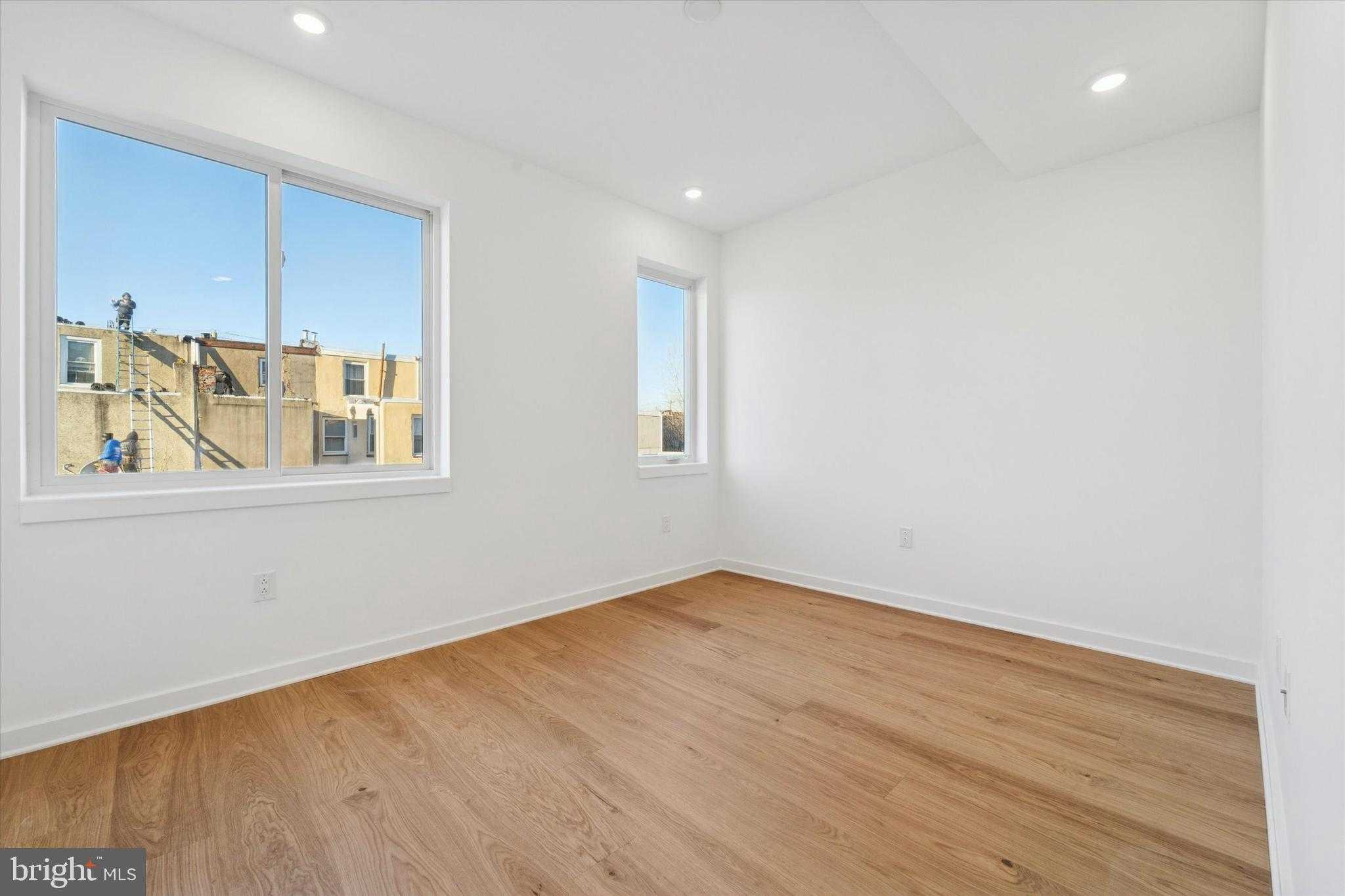 2132 E Rush St # 46 photo 8