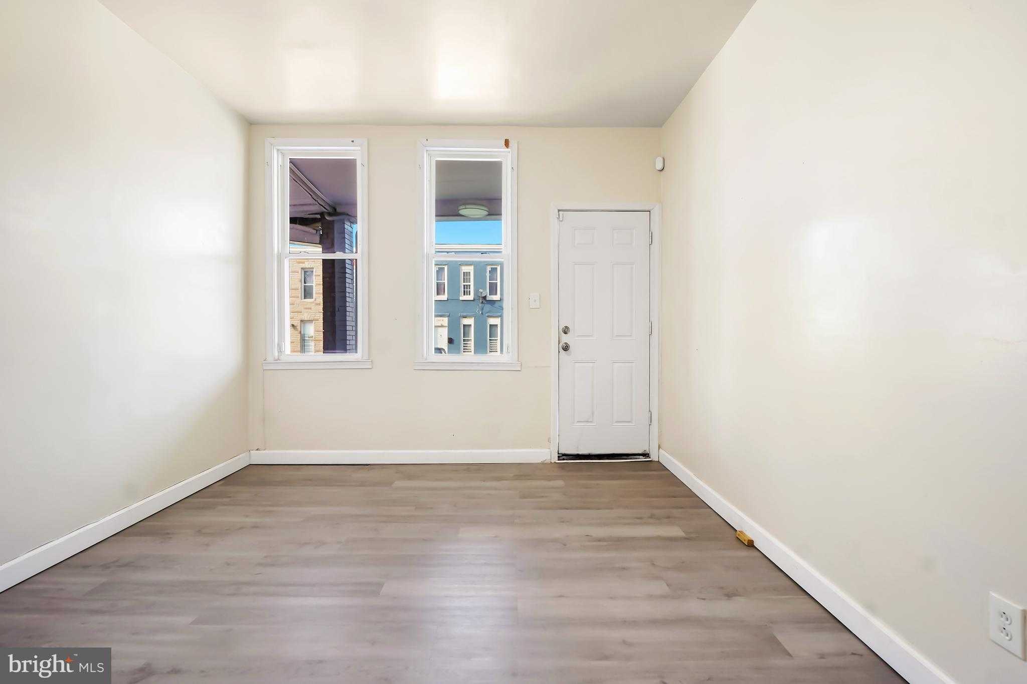 2427 E Lanvale St photo 24