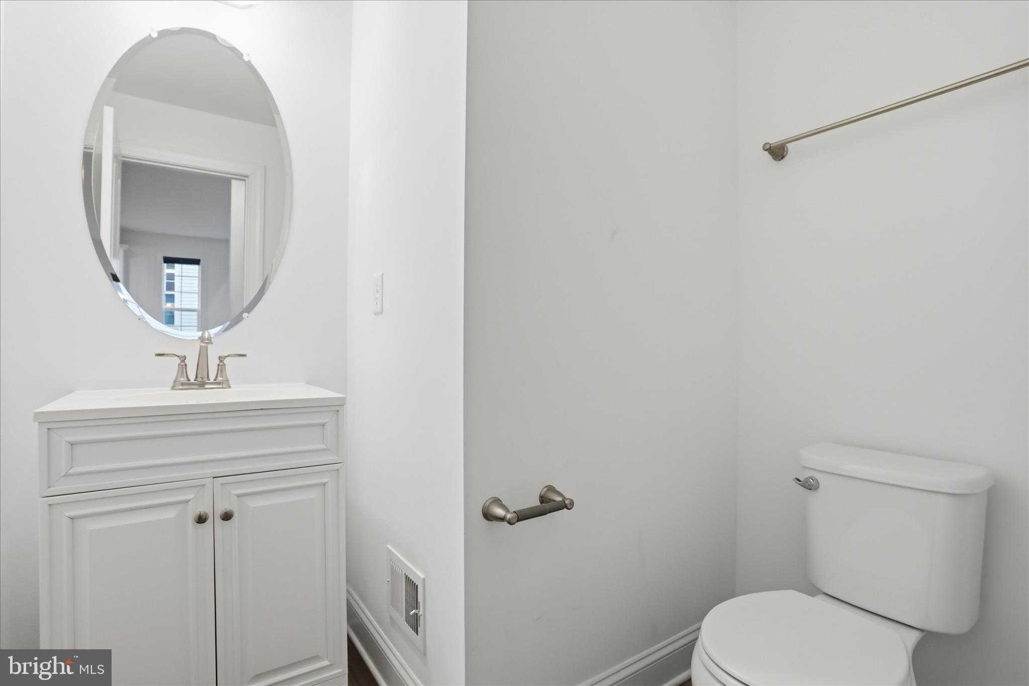 208 Darden CT W photo 15