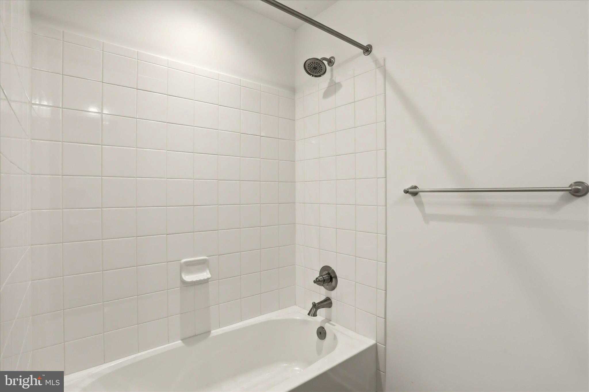 208 Darden CT W photo 24