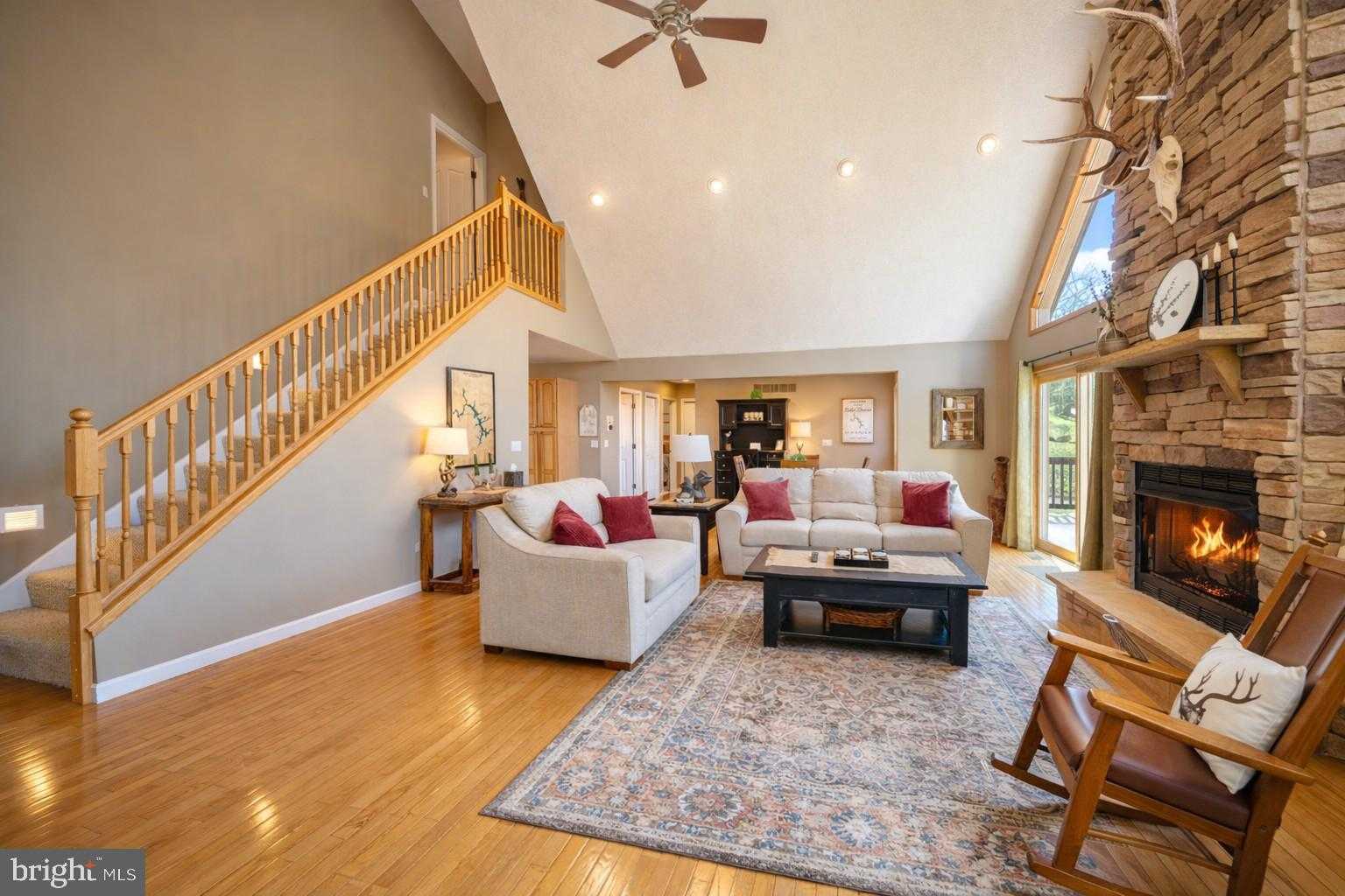 891 Mountainview Dr photo 14