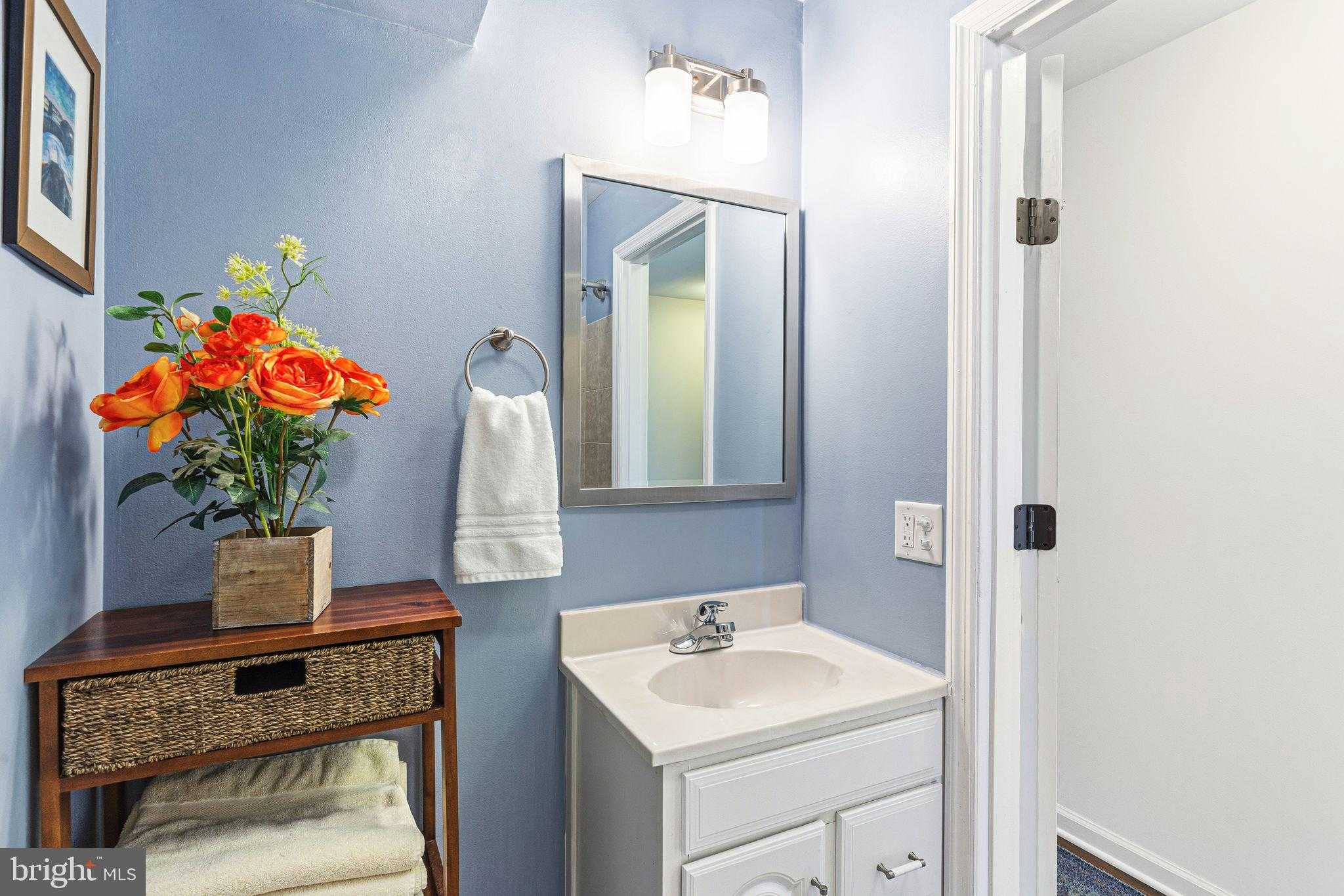 827 N Bambrey St photo 21