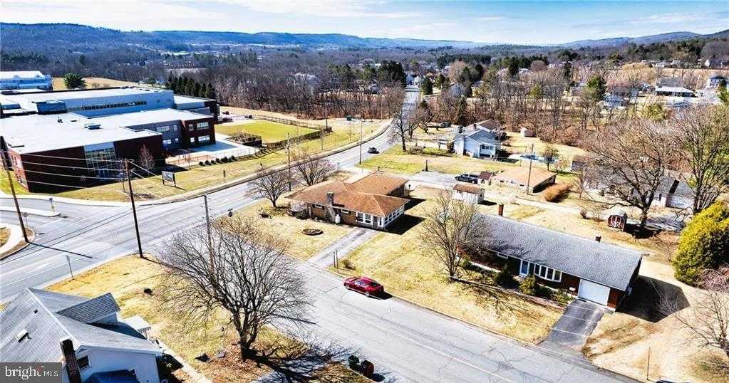 106 N 12th St photo 47