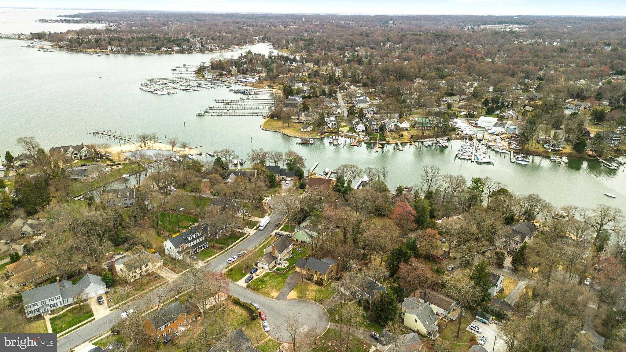 235 Pawtucket CT photo 2