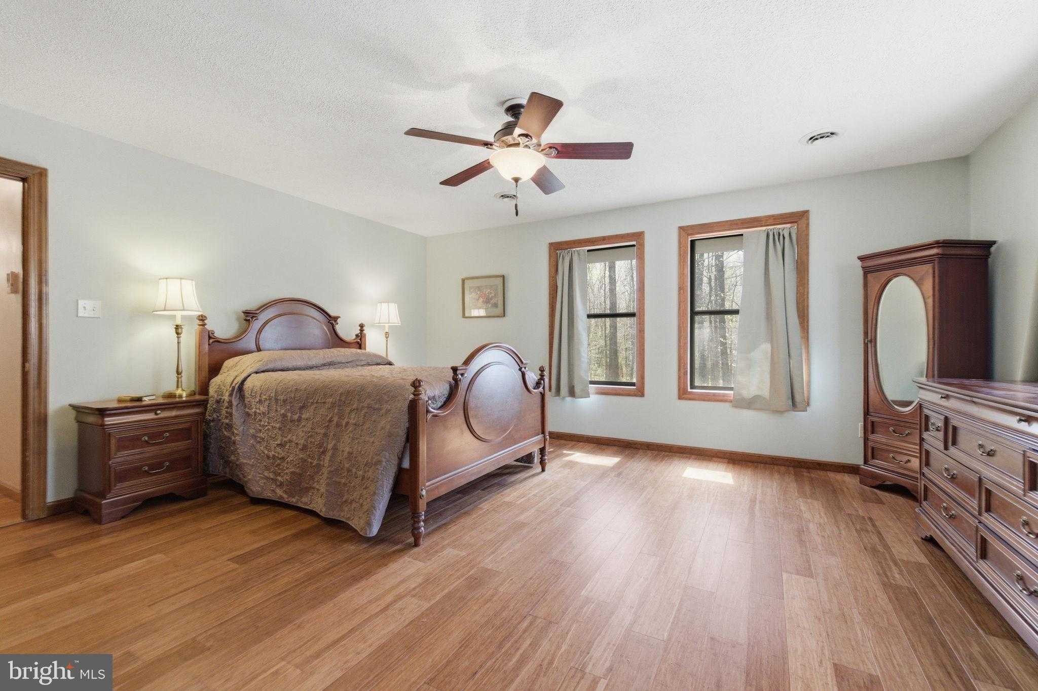 9313 Bellwood Dr photo 35