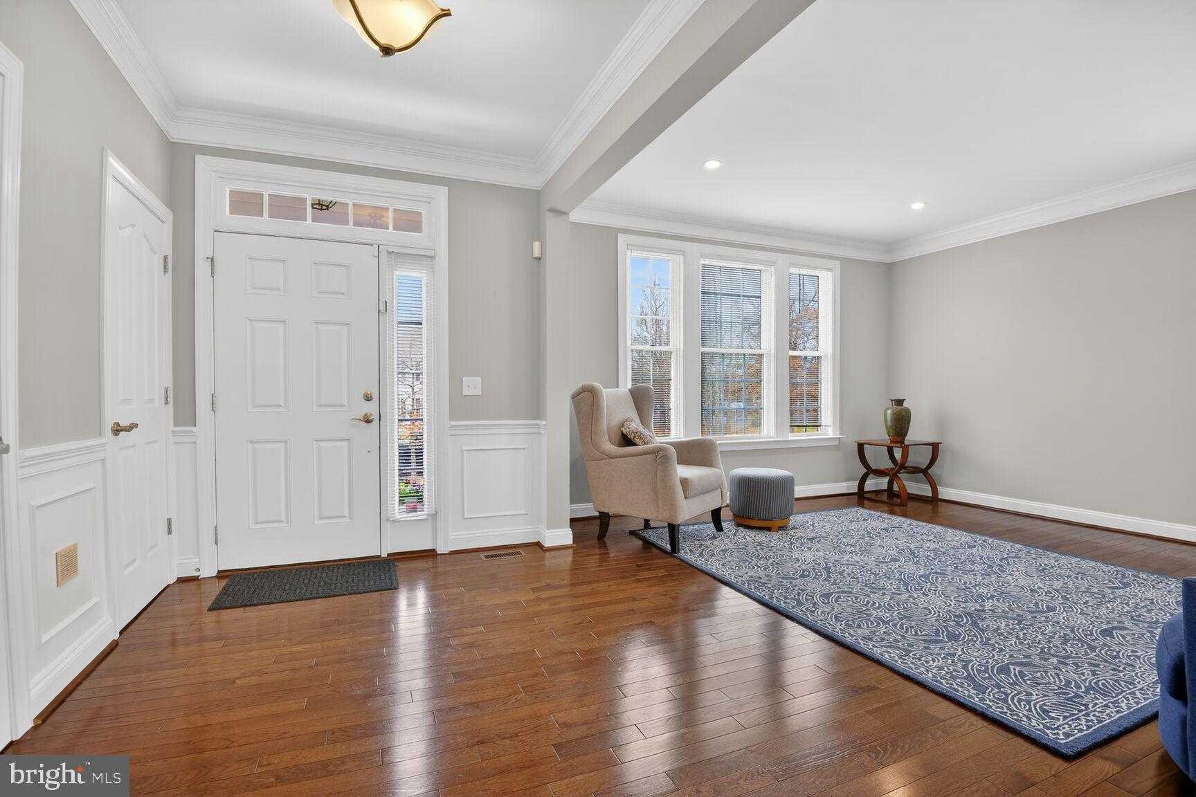 8808 Talbert Rd photo 5