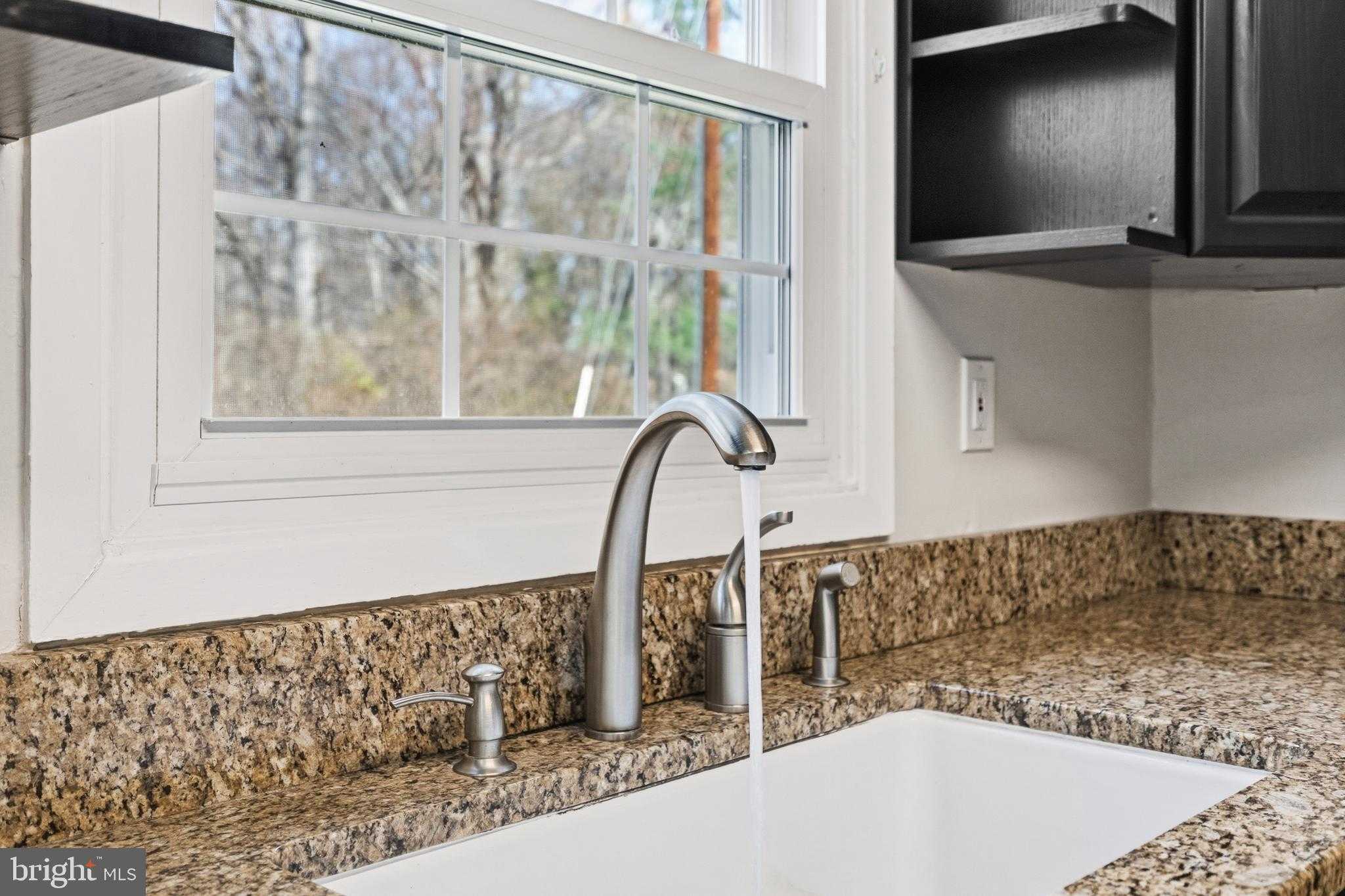 4018 Wakefield Ln photo 10