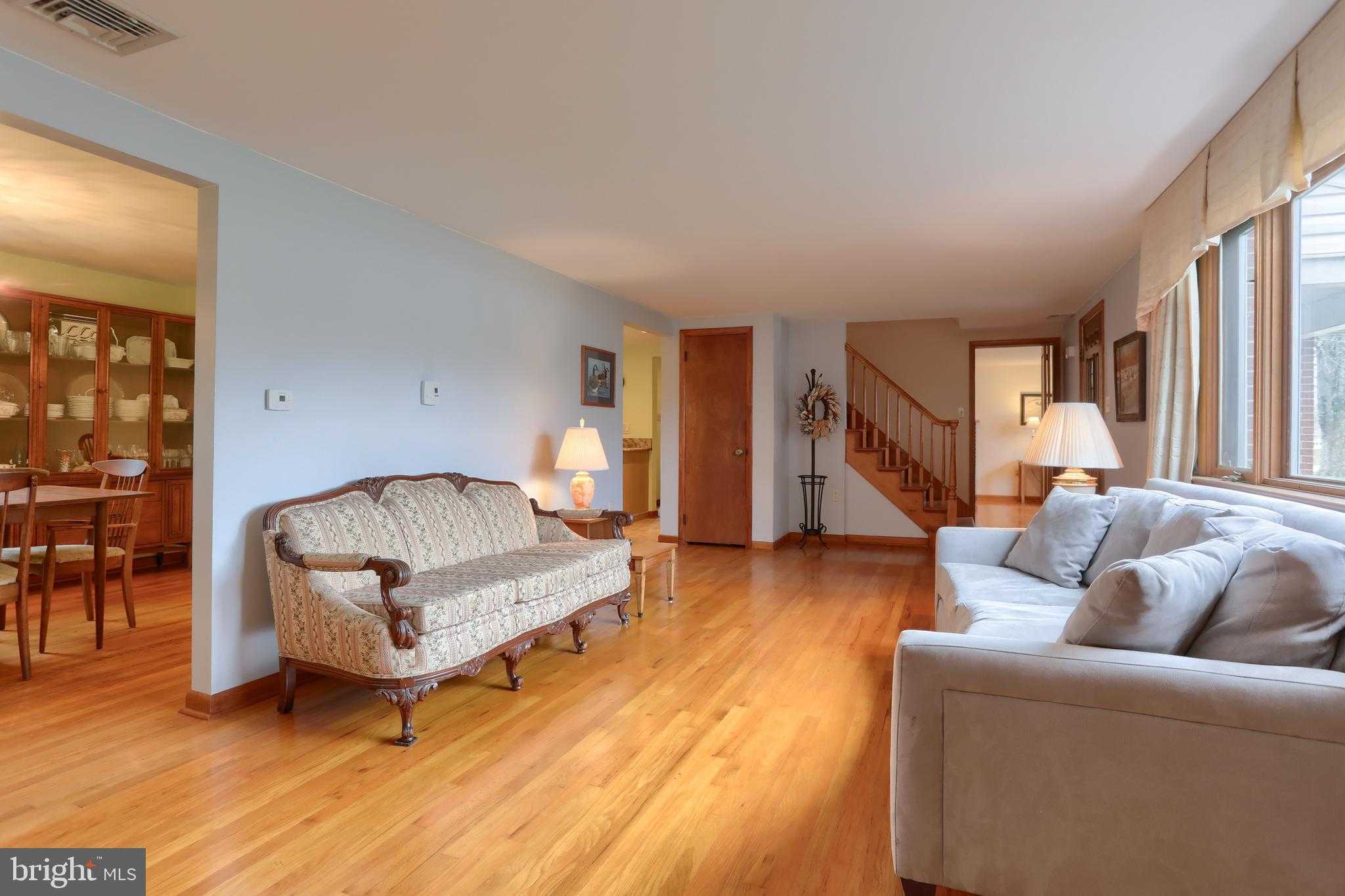 7041 Terrann Dr photo 8