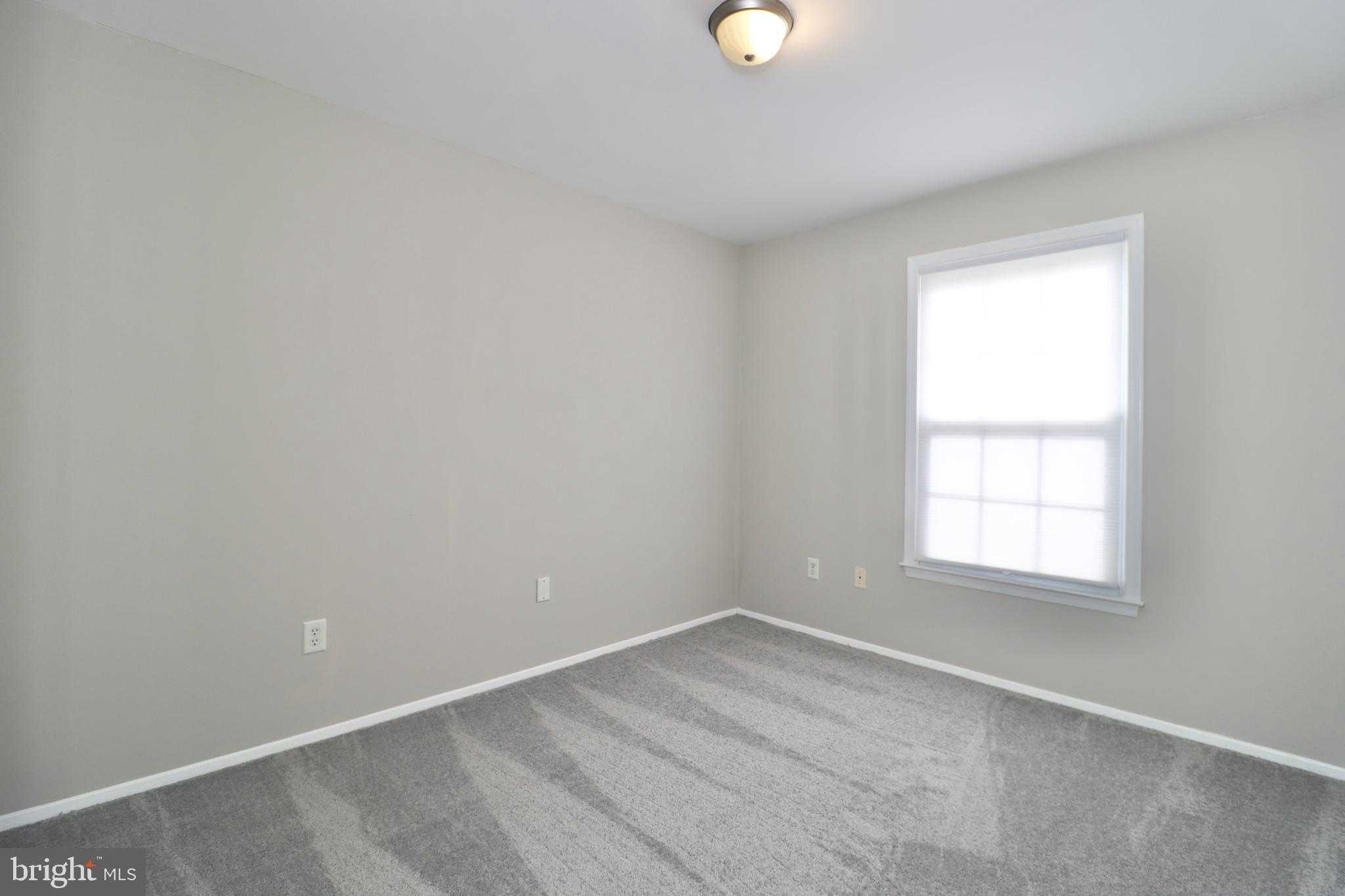 6502 Sandy Spring Rd photo 16