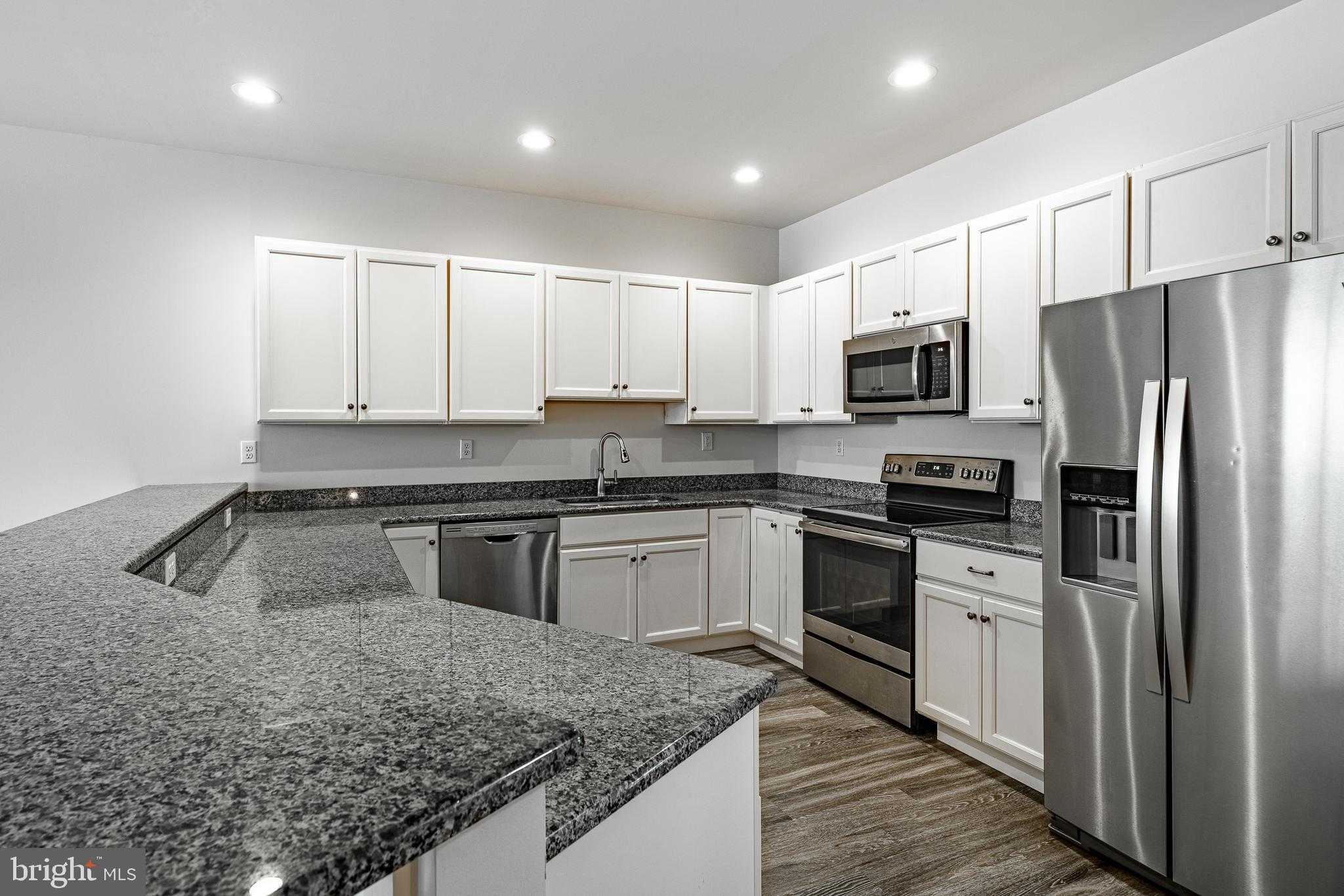 215 Rose View Dr photo 6