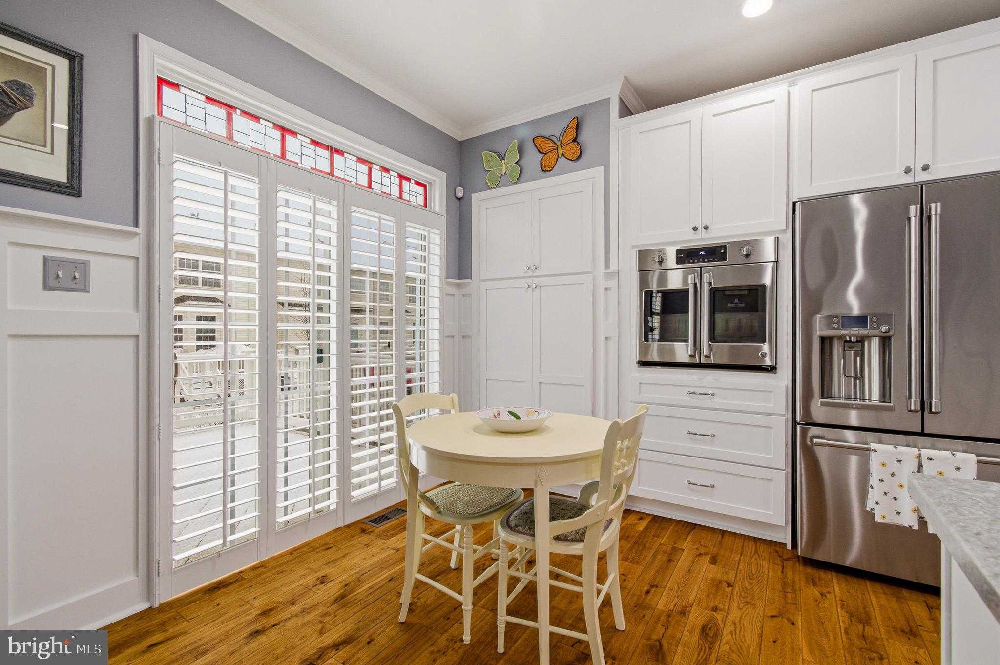 822 Square Nail CT photo 22