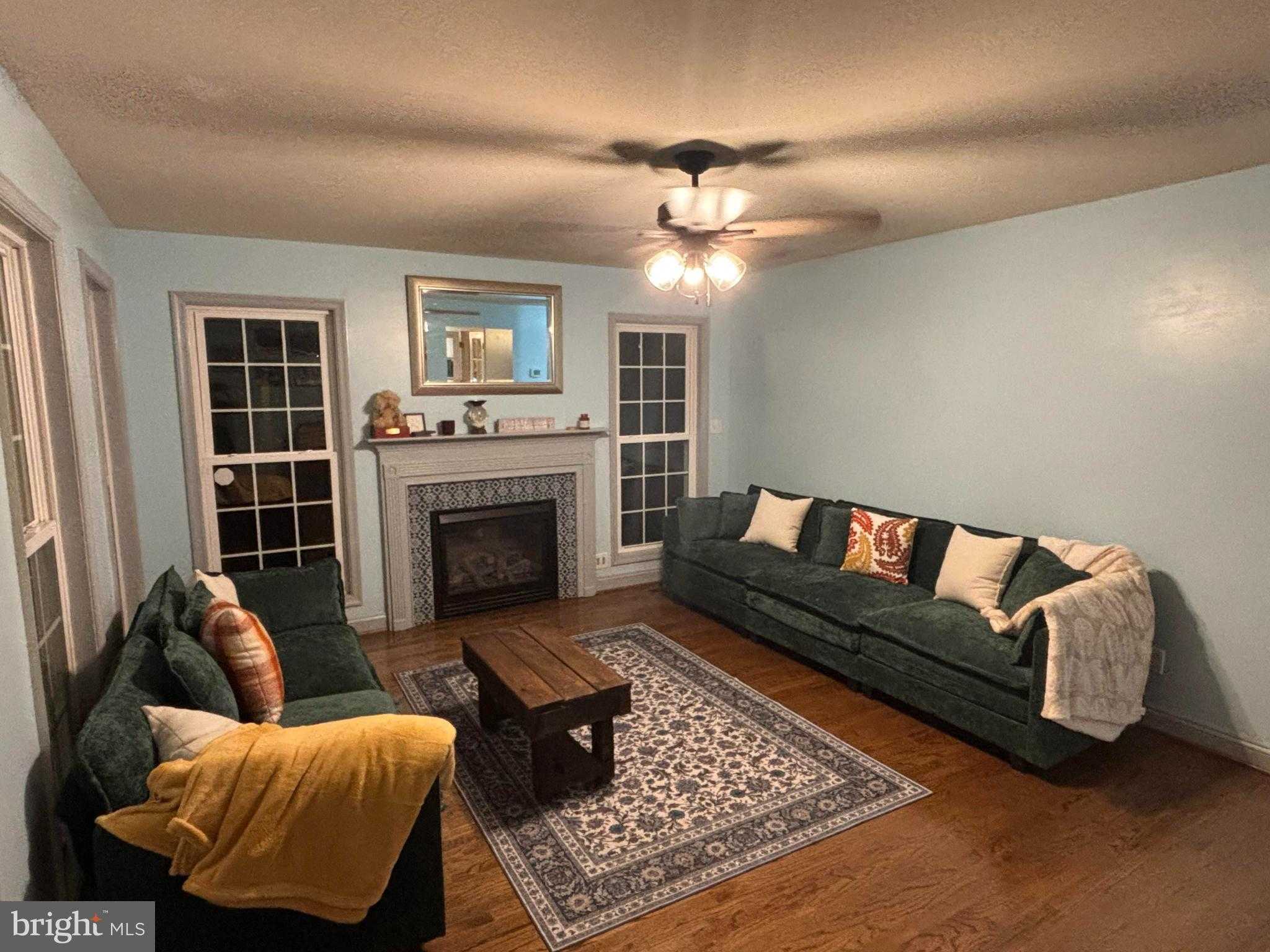 1130 Happy Ridge Dr photo 7