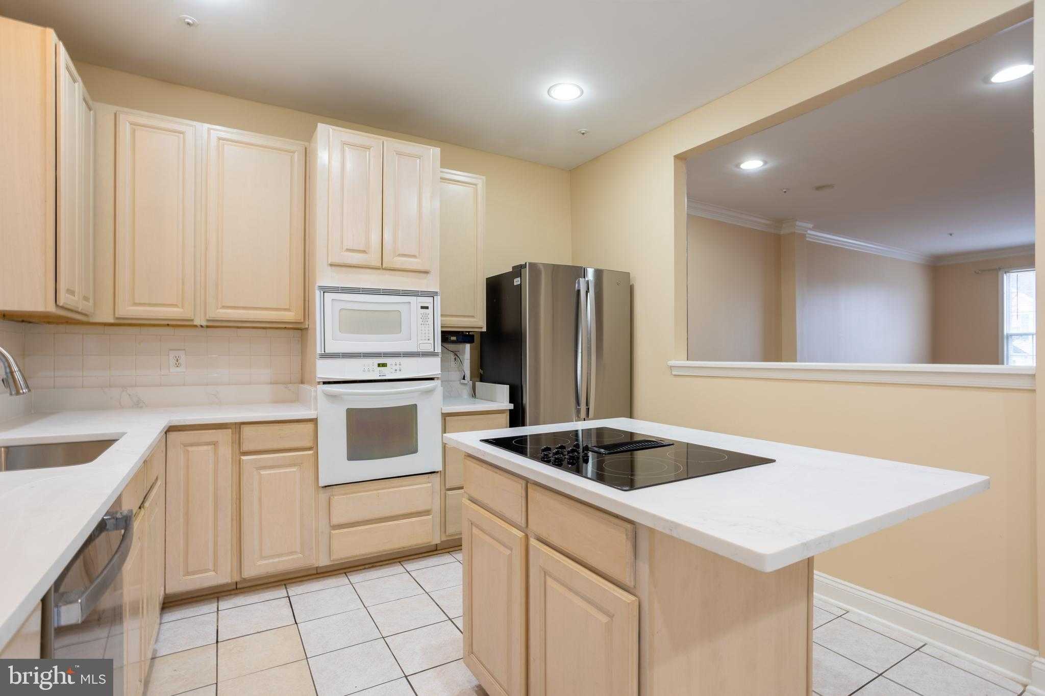 9218 Owings Choice CT photo 9