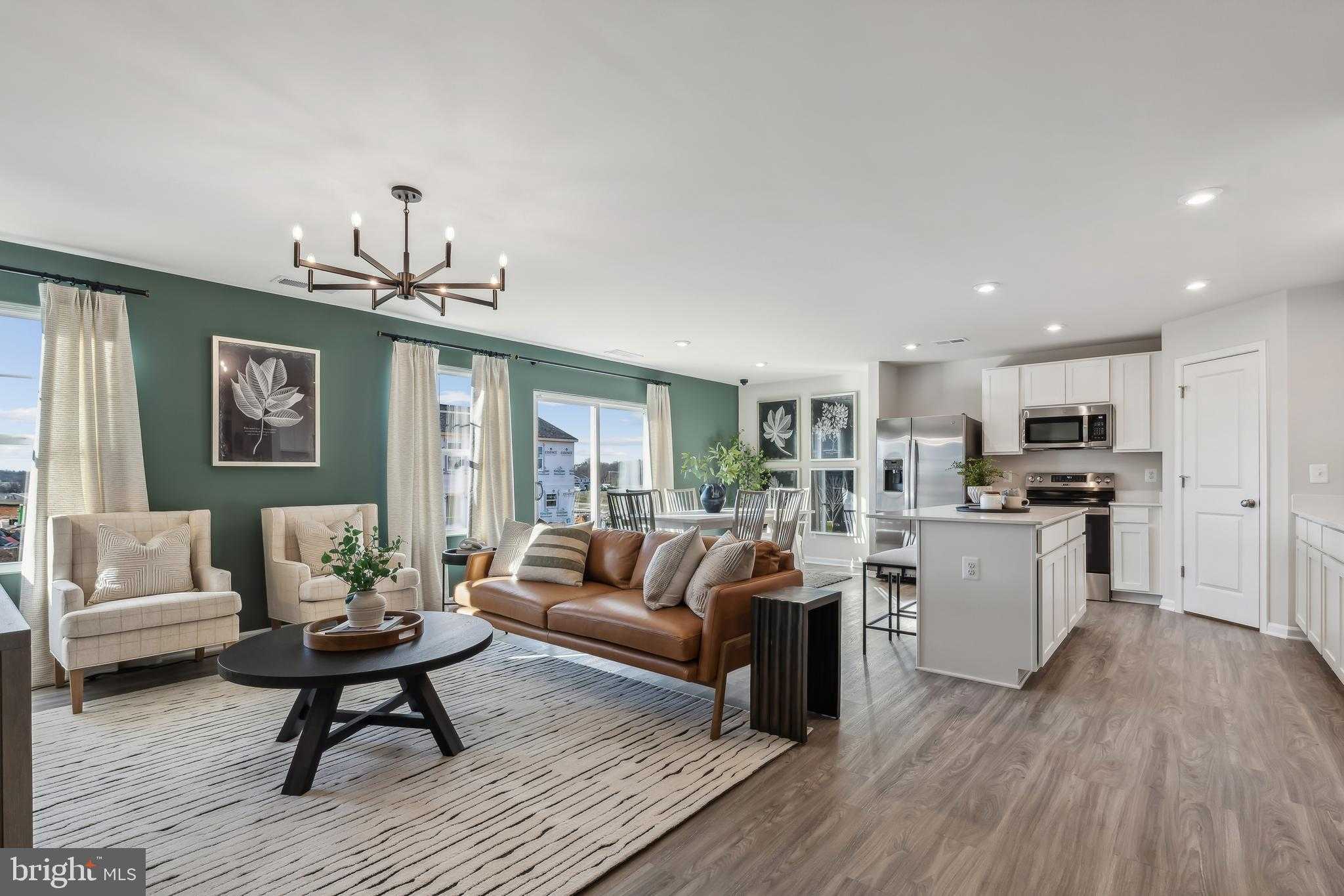 50 Empire Ln photo 6