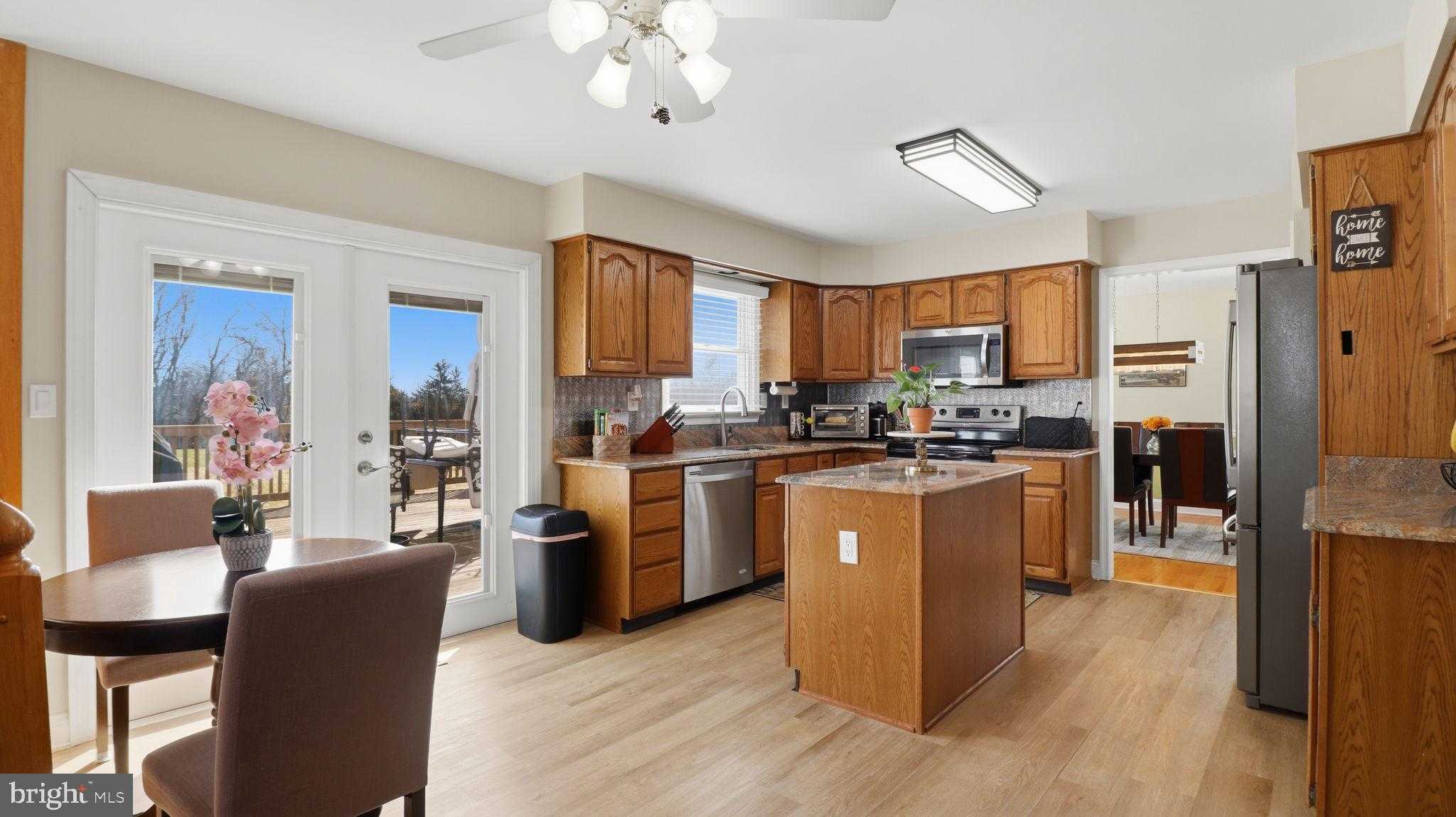 1707 Amberly CT S photo 21