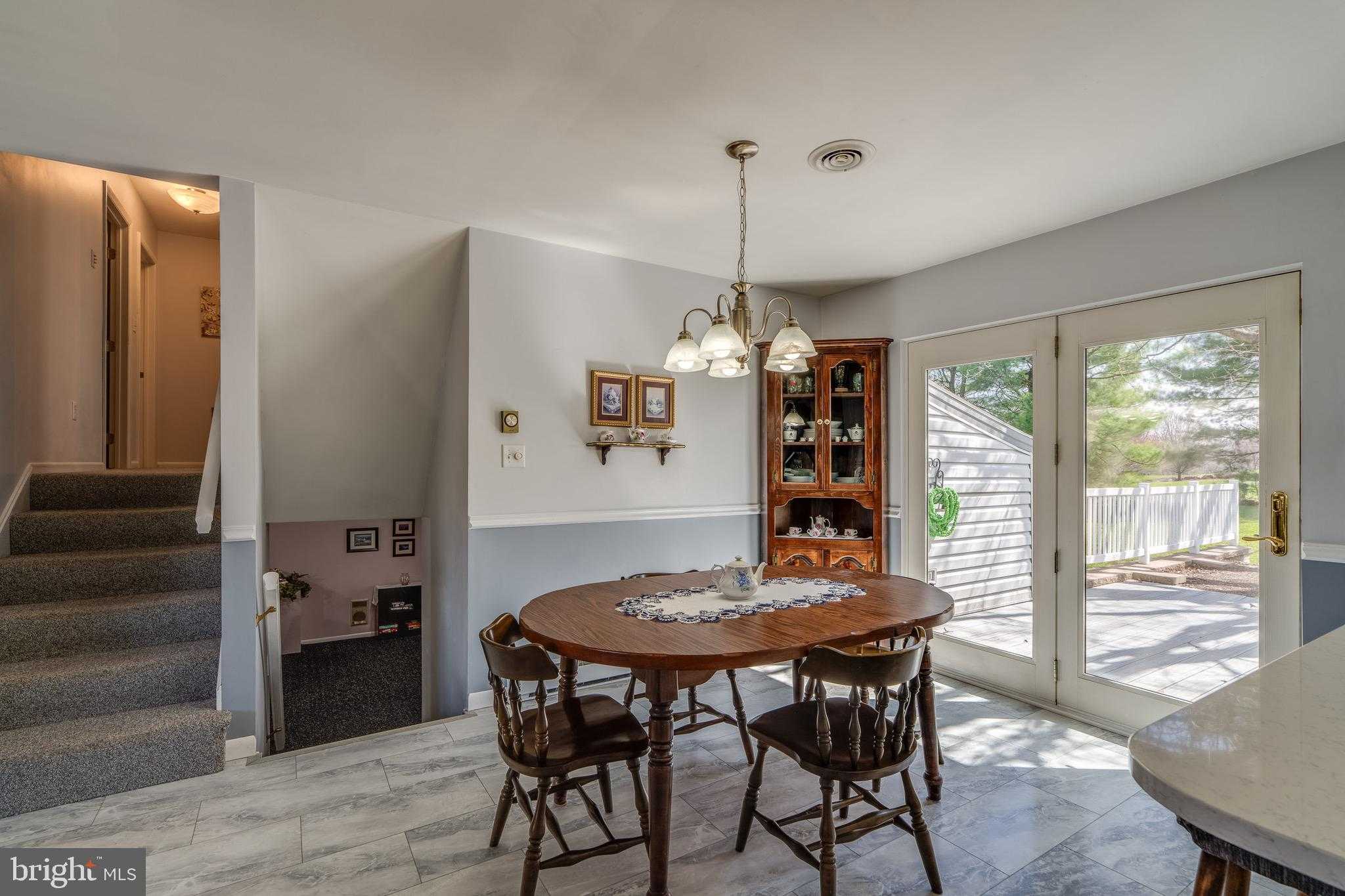 7987 Elizabethtown Rd photo 10