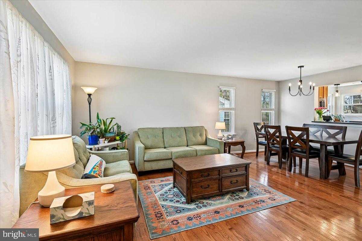 8339 Watermill Dr photo 3