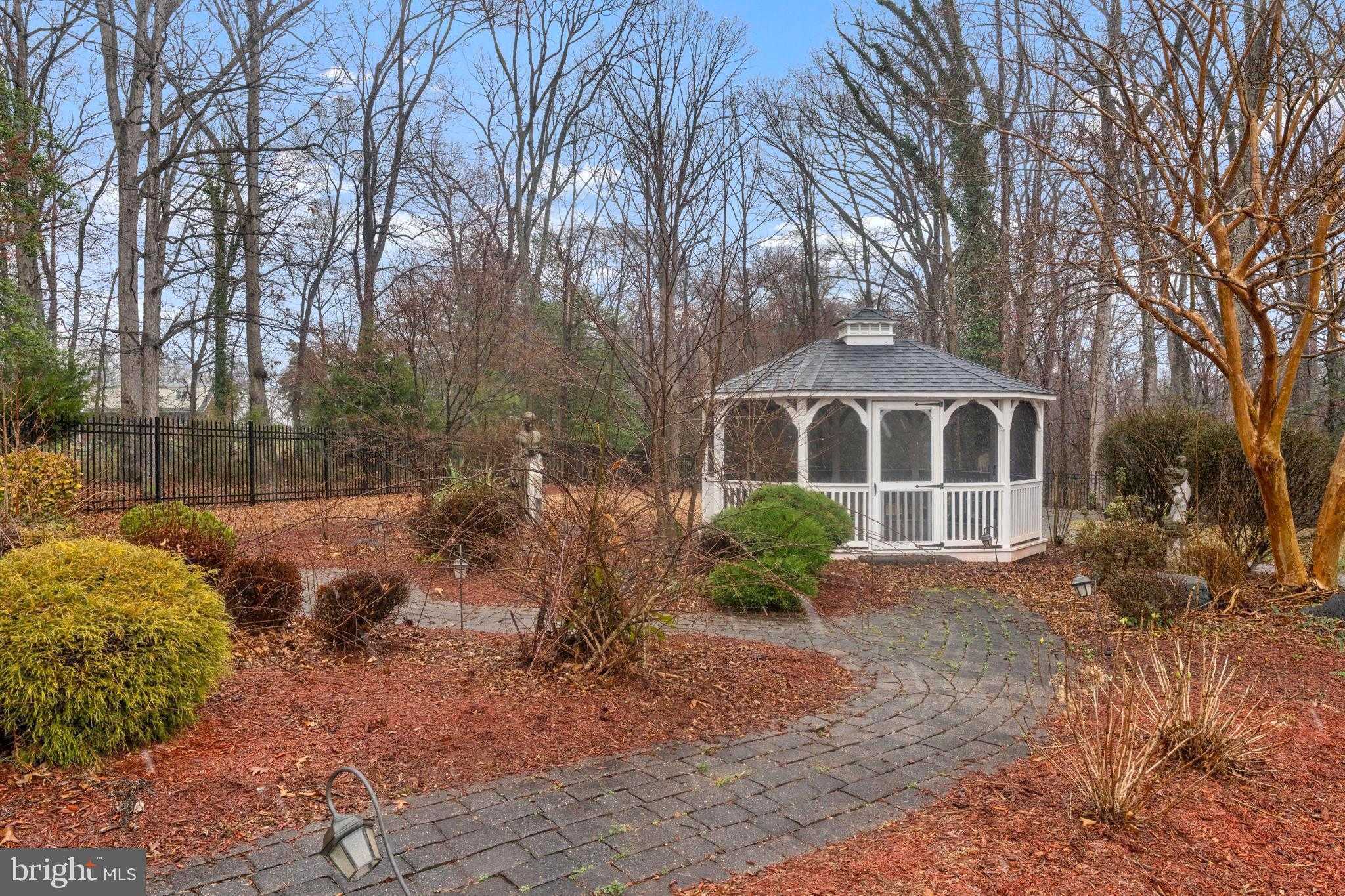 15300 Blue Willow Ln photo 38