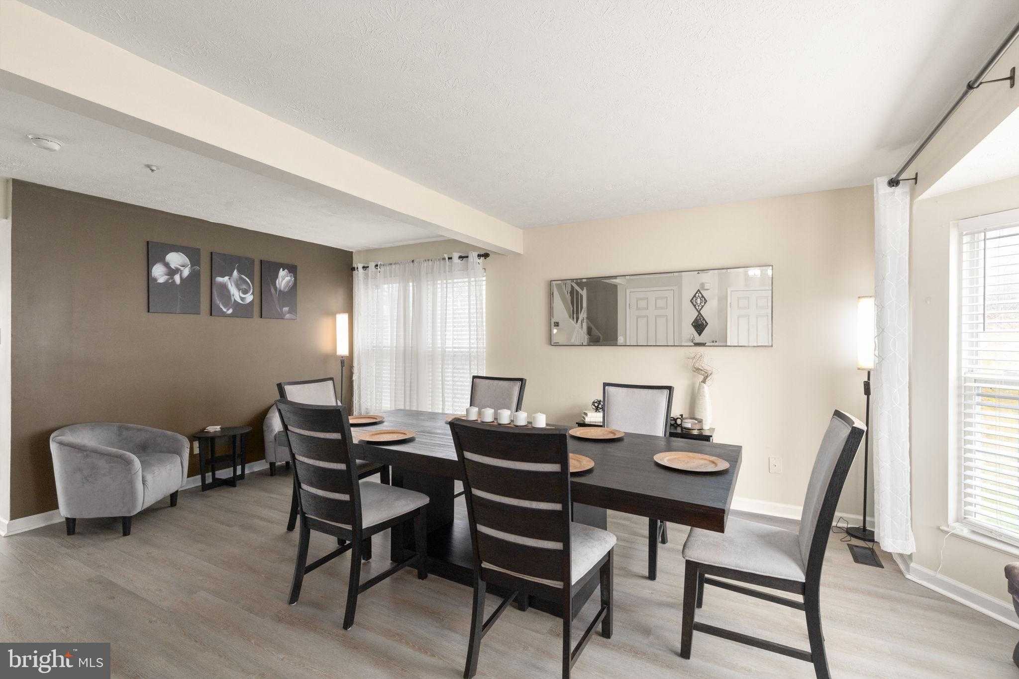 5136 Windermere Cir photo 4